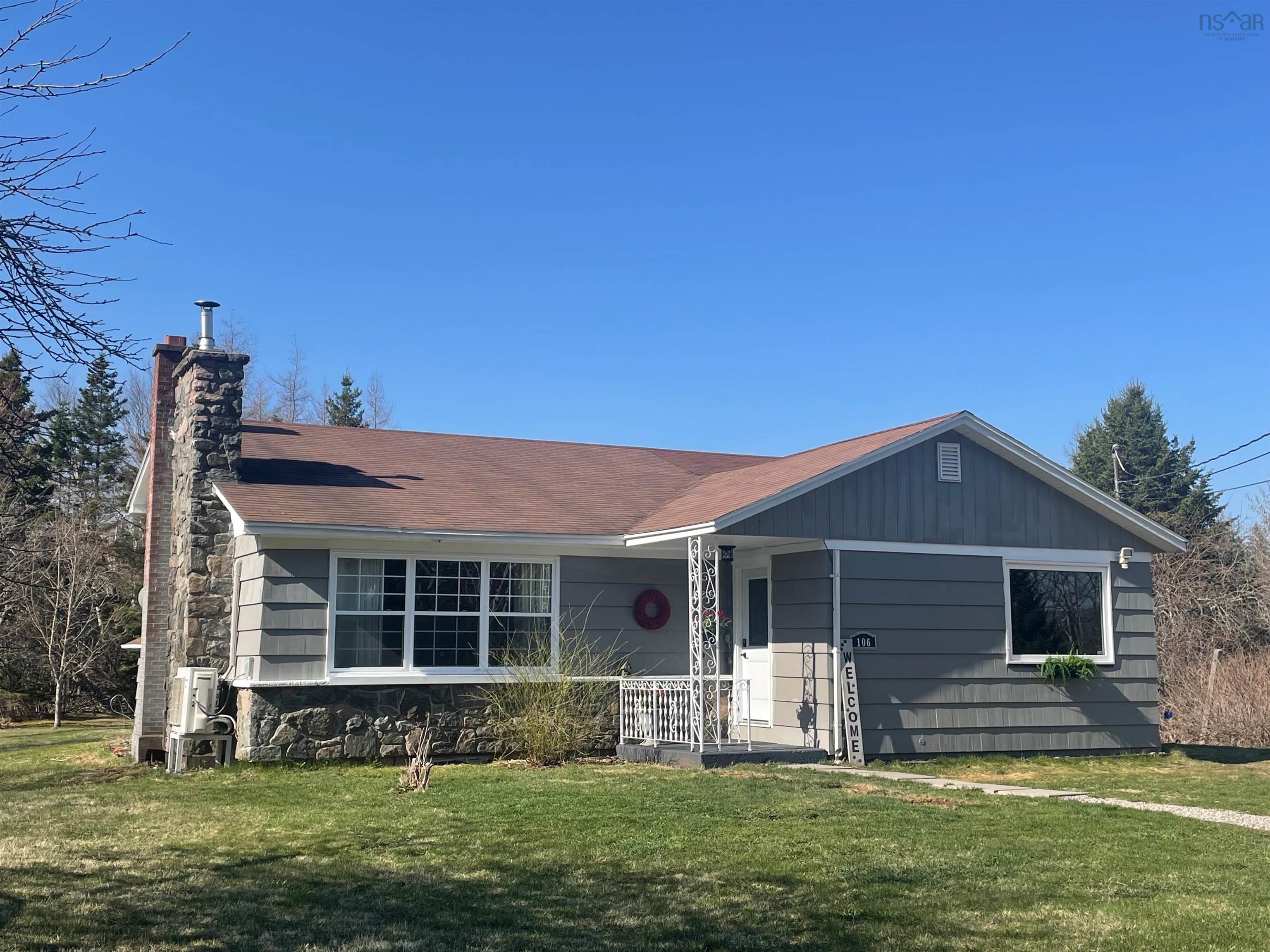 $329,900.00: 106 Morley Road, Portage