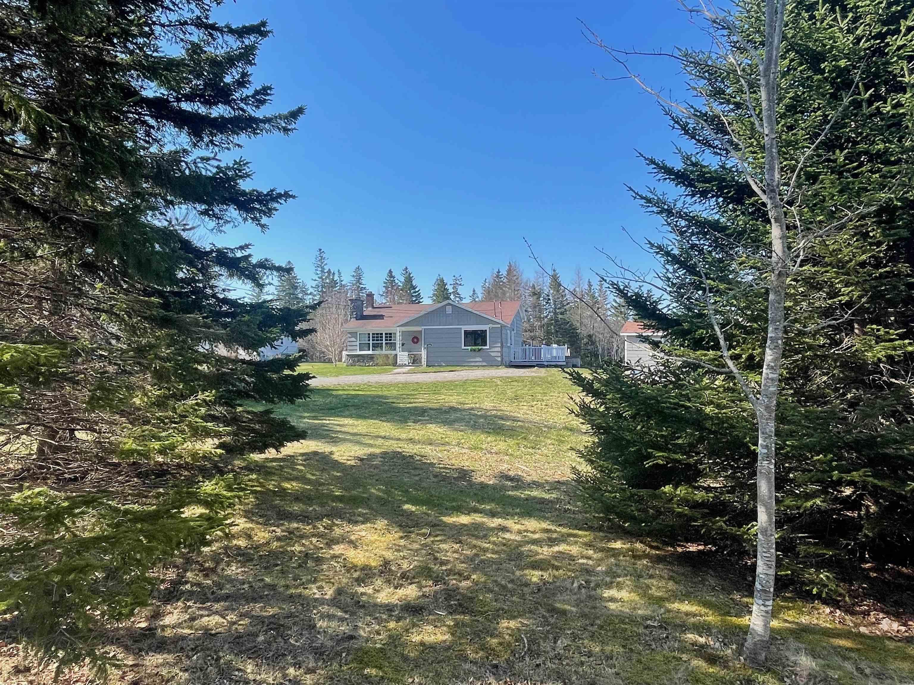 $329,900.00: 106 Morley Road, Portage