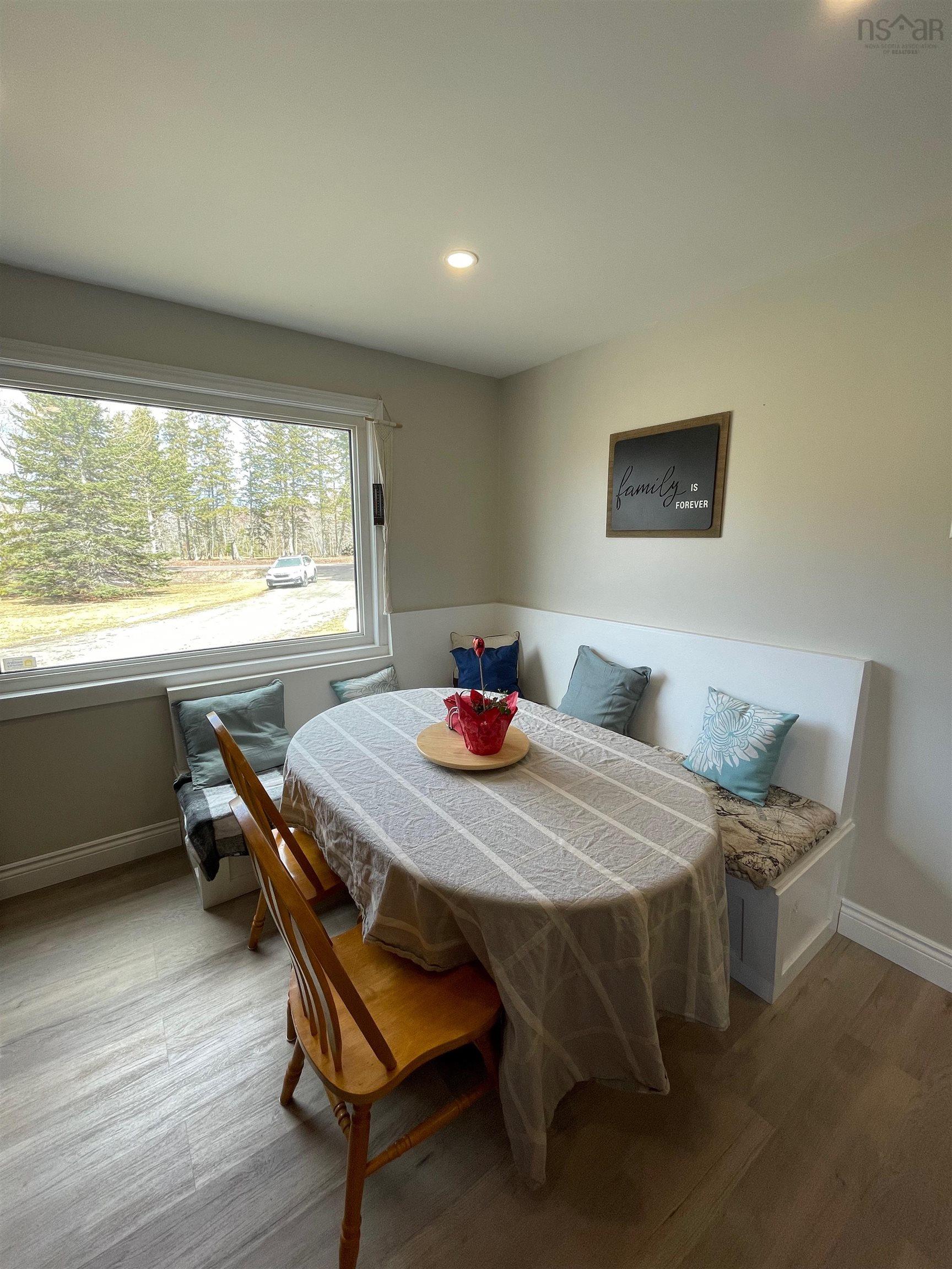 $329,900.00: 106 Morley Road, Portage