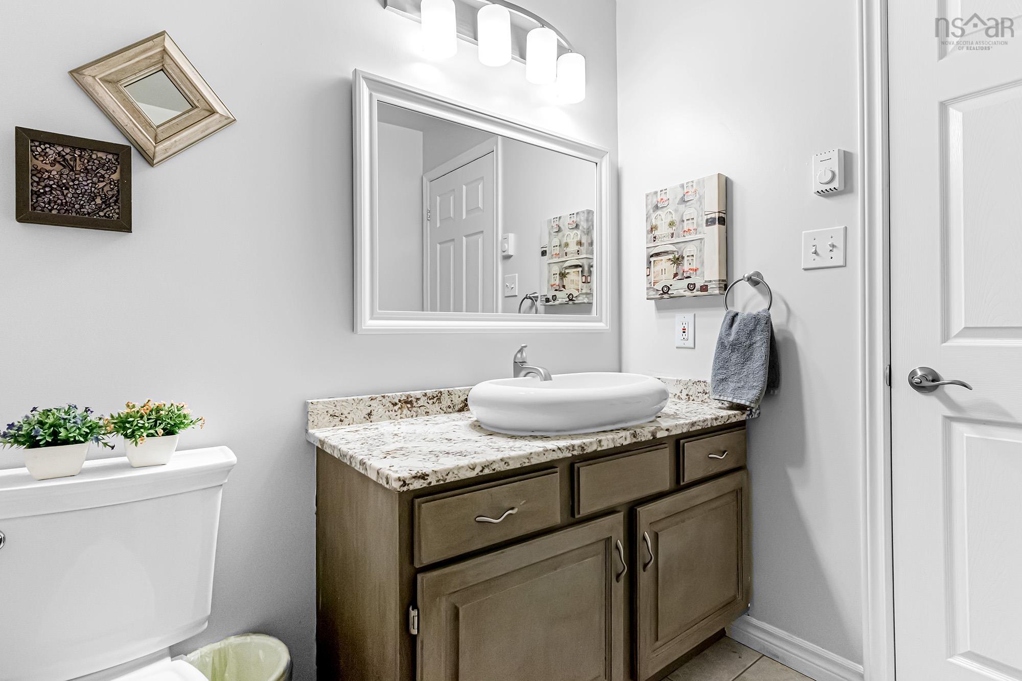 $749,900.00: 93 Stratford Drive, Cole Harbour