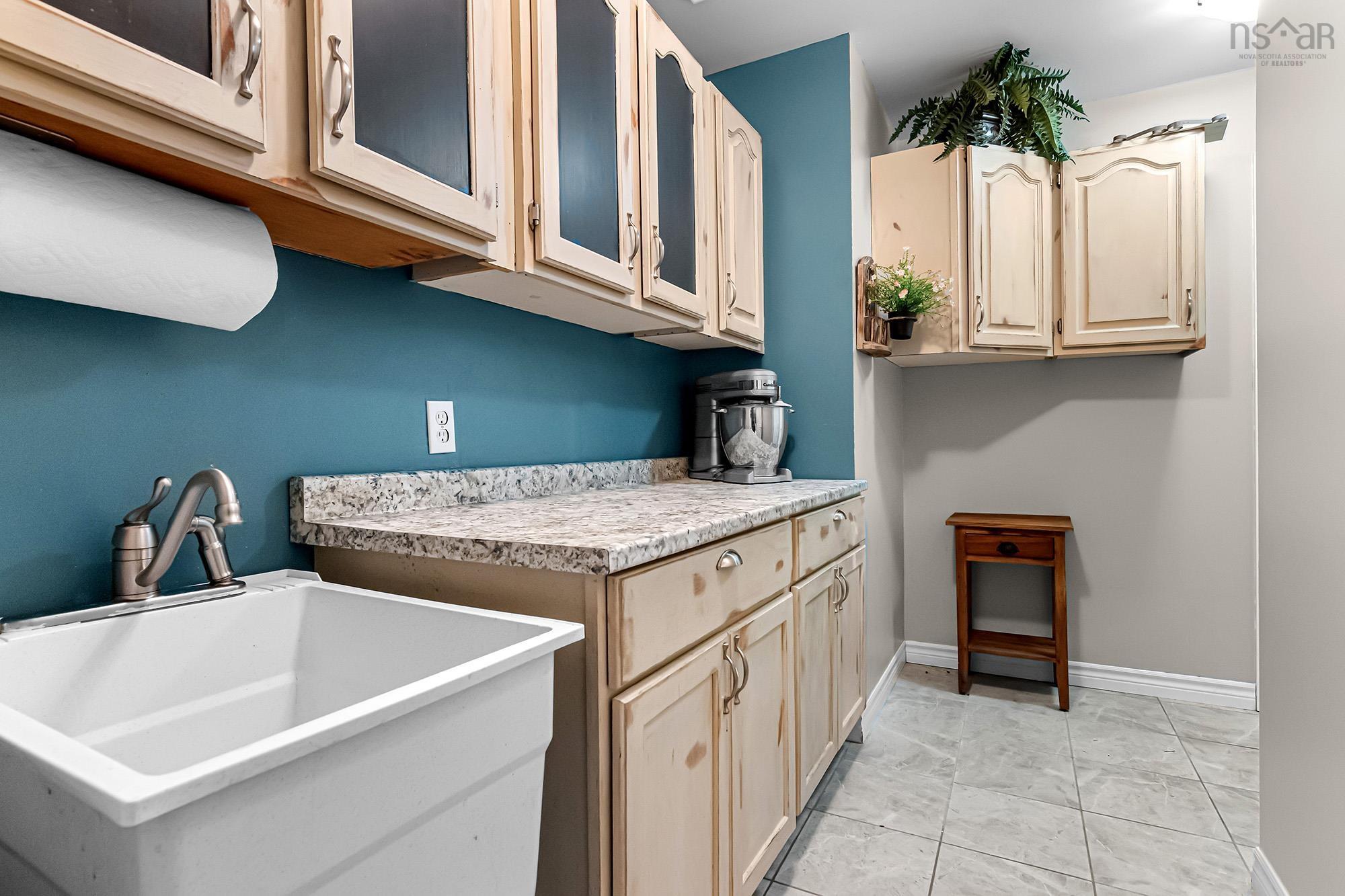 $749,900.00: 93 Stratford Drive, Cole Harbour