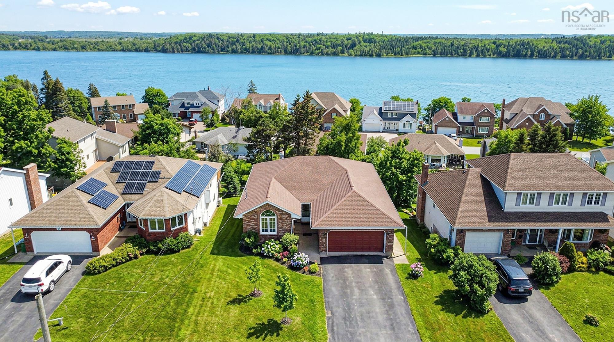 $749,900.00: 93 Stratford Drive, Cole Harbour