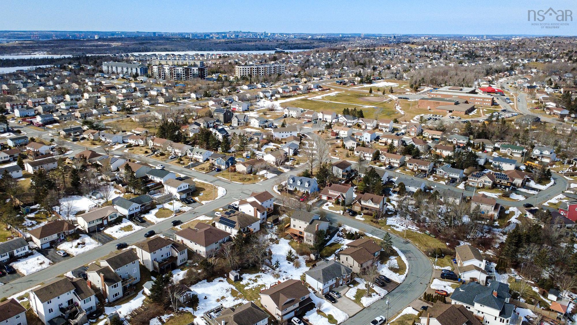 $749,900.00: 93 Stratford Drive, Cole Harbour