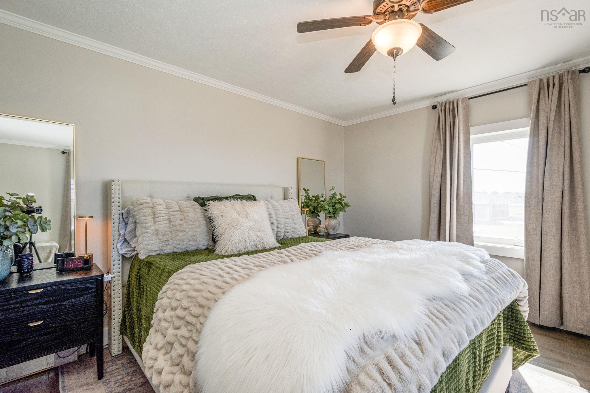 $369,000.00: 10194 1 Highway, Saulnierville