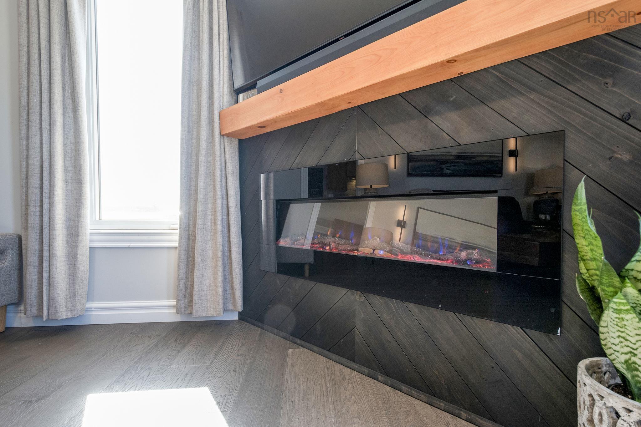 $369,000.00: 10194 1 Highway, Saulnierville