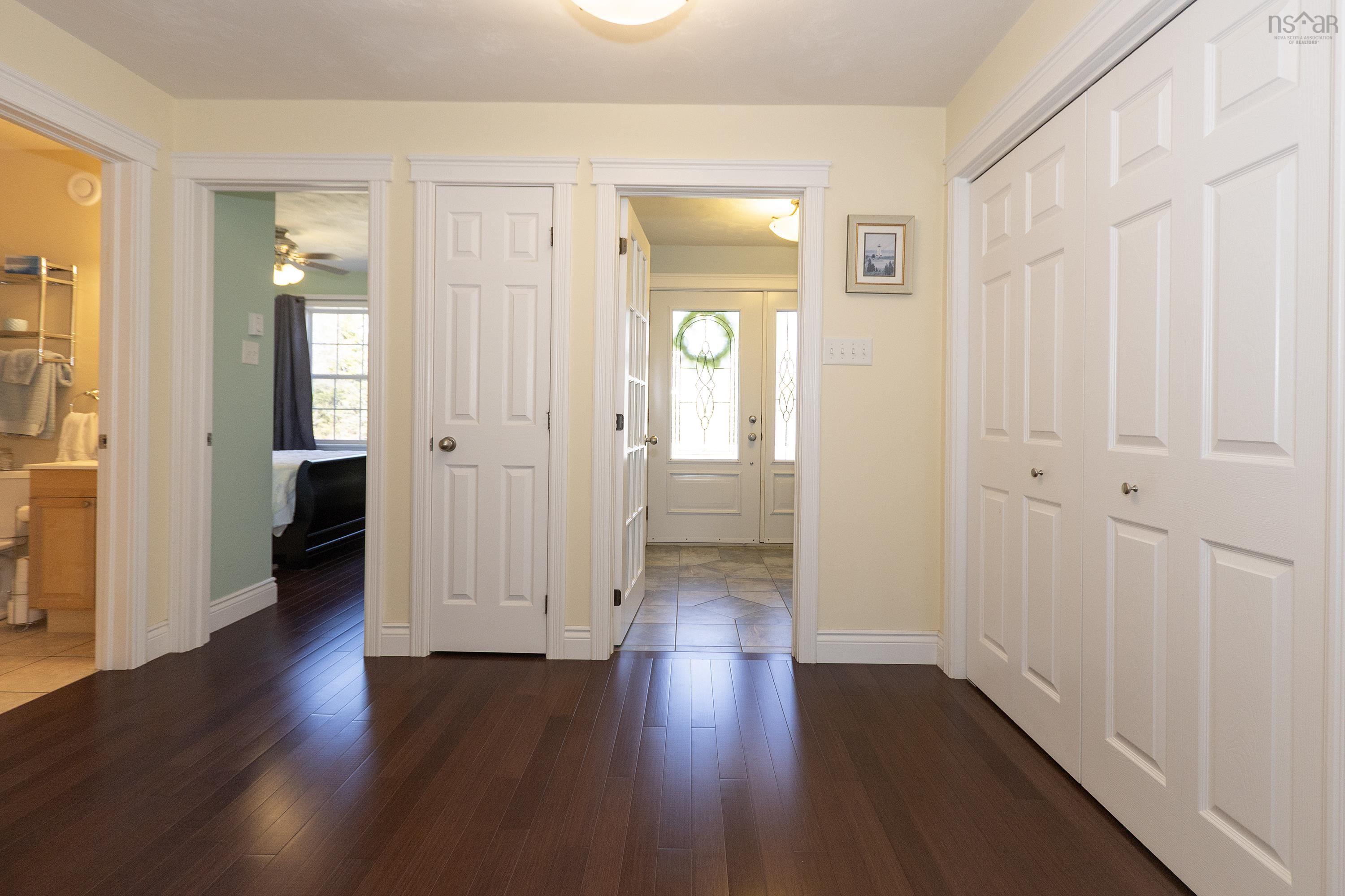 $509,900.00: 128 Riverbend Drive, Brookdale