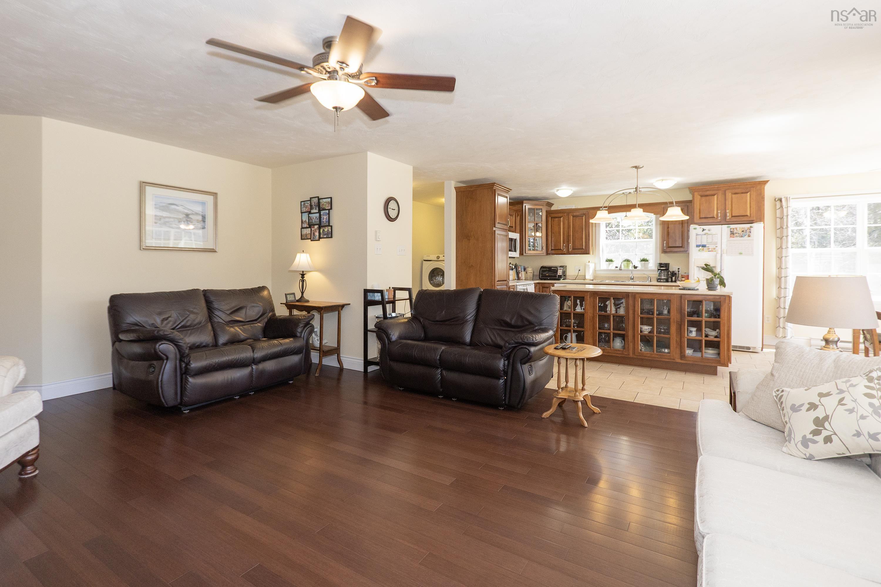 $509,900.00: 128 Riverbend Drive, Brookdale