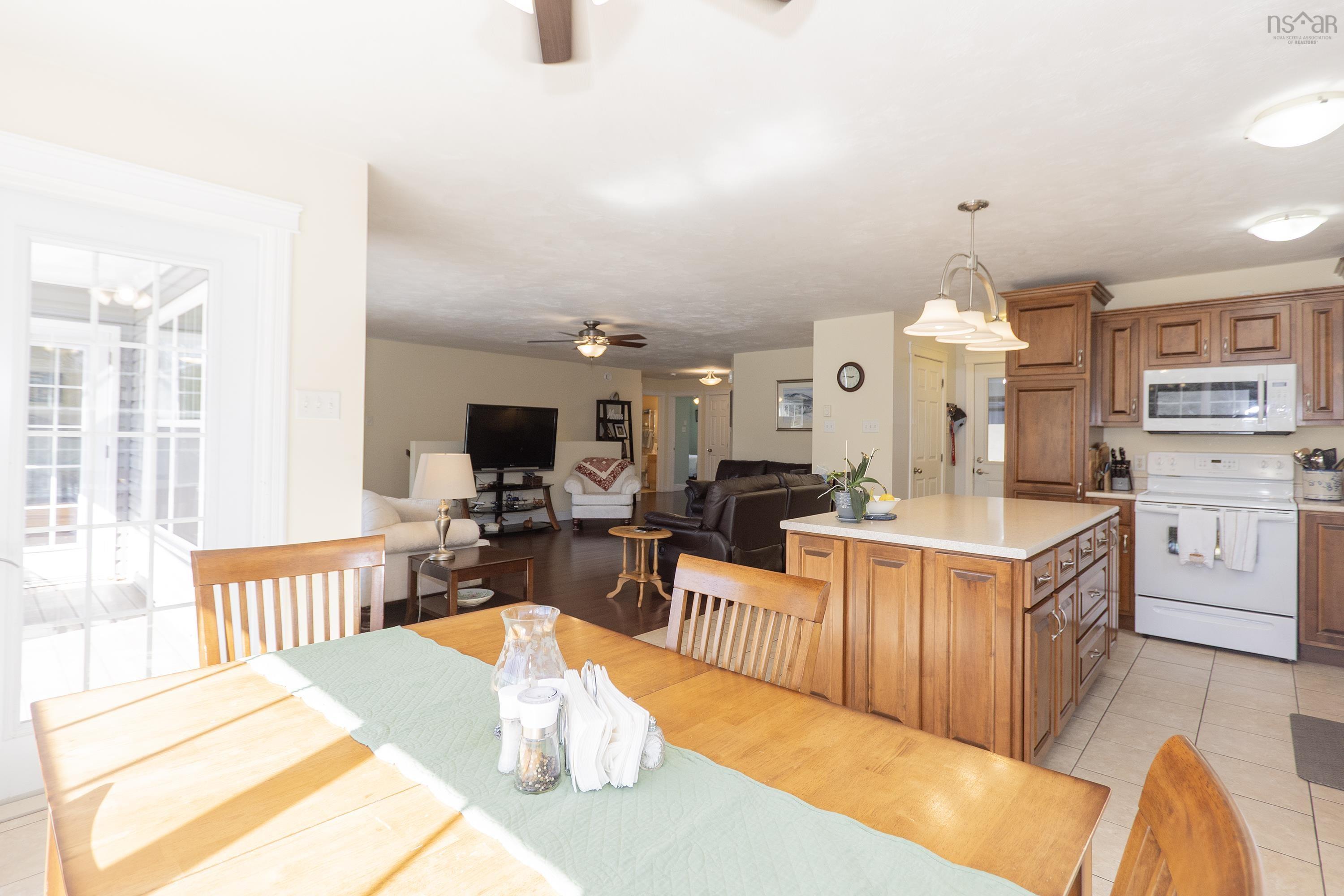 $509,900.00: 128 Riverbend Drive, Brookdale