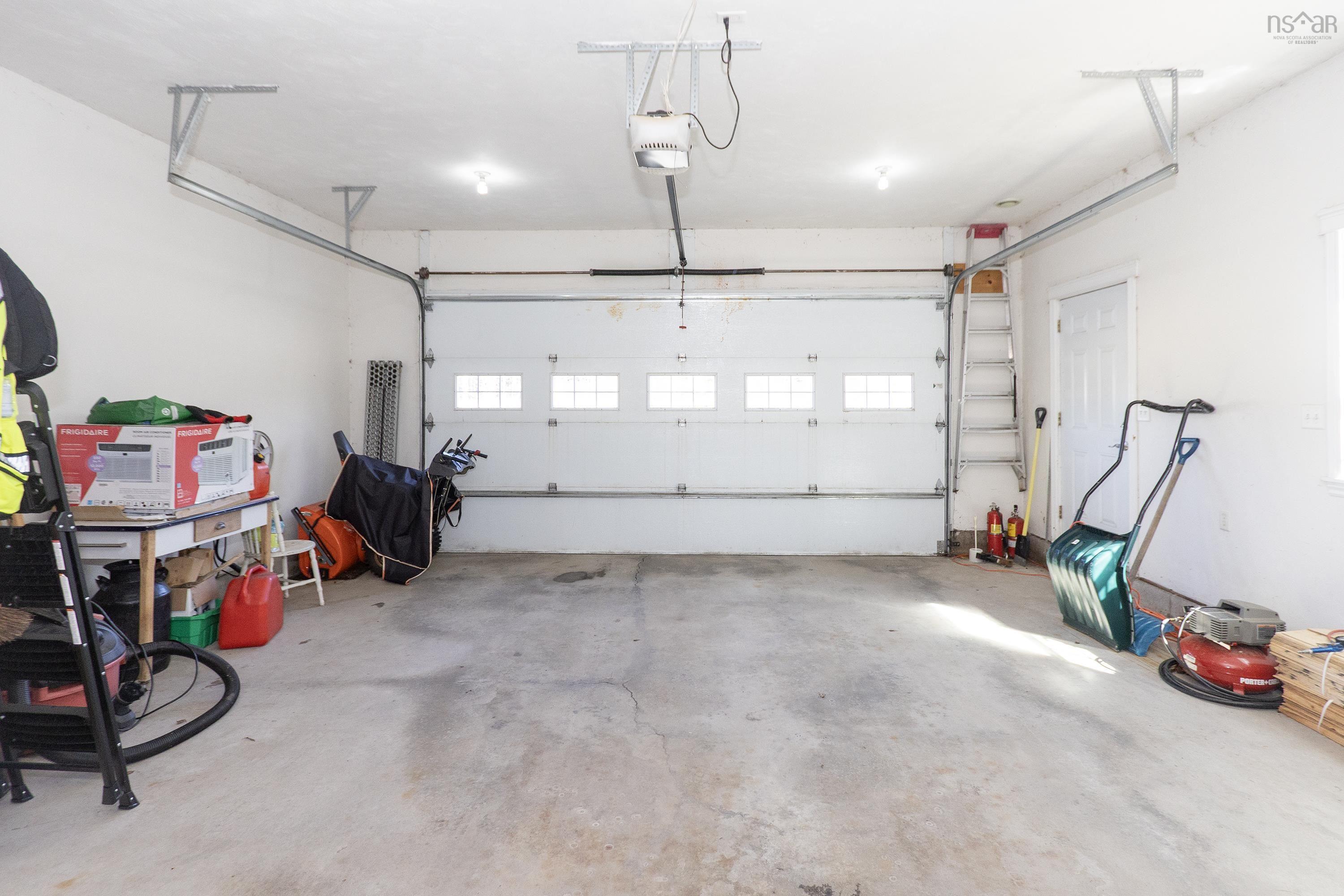 $509,900.00: 128 Riverbend Drive, Brookdale