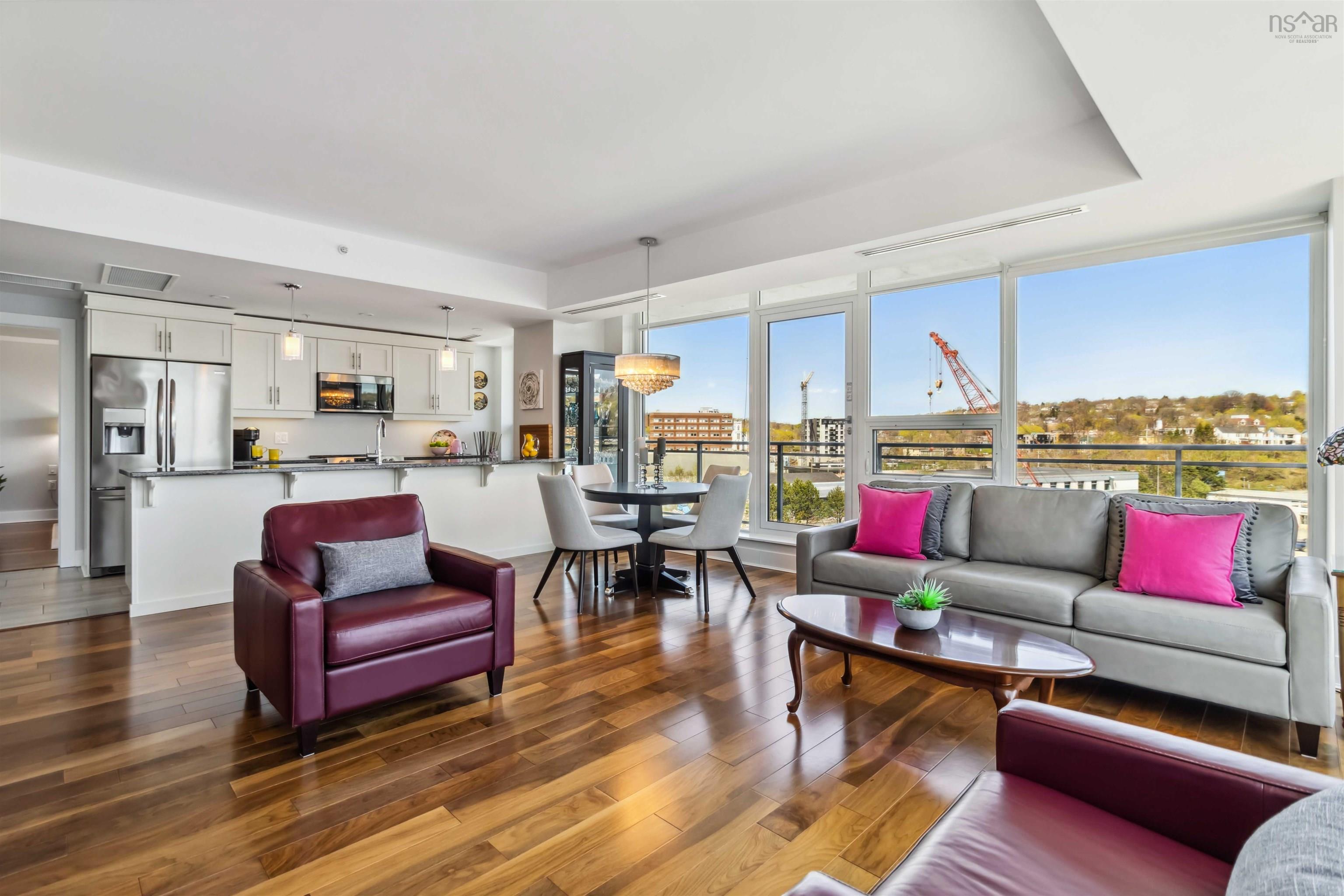 $739,900.00: 502 31 Kings Wharf Place, Dartmouth