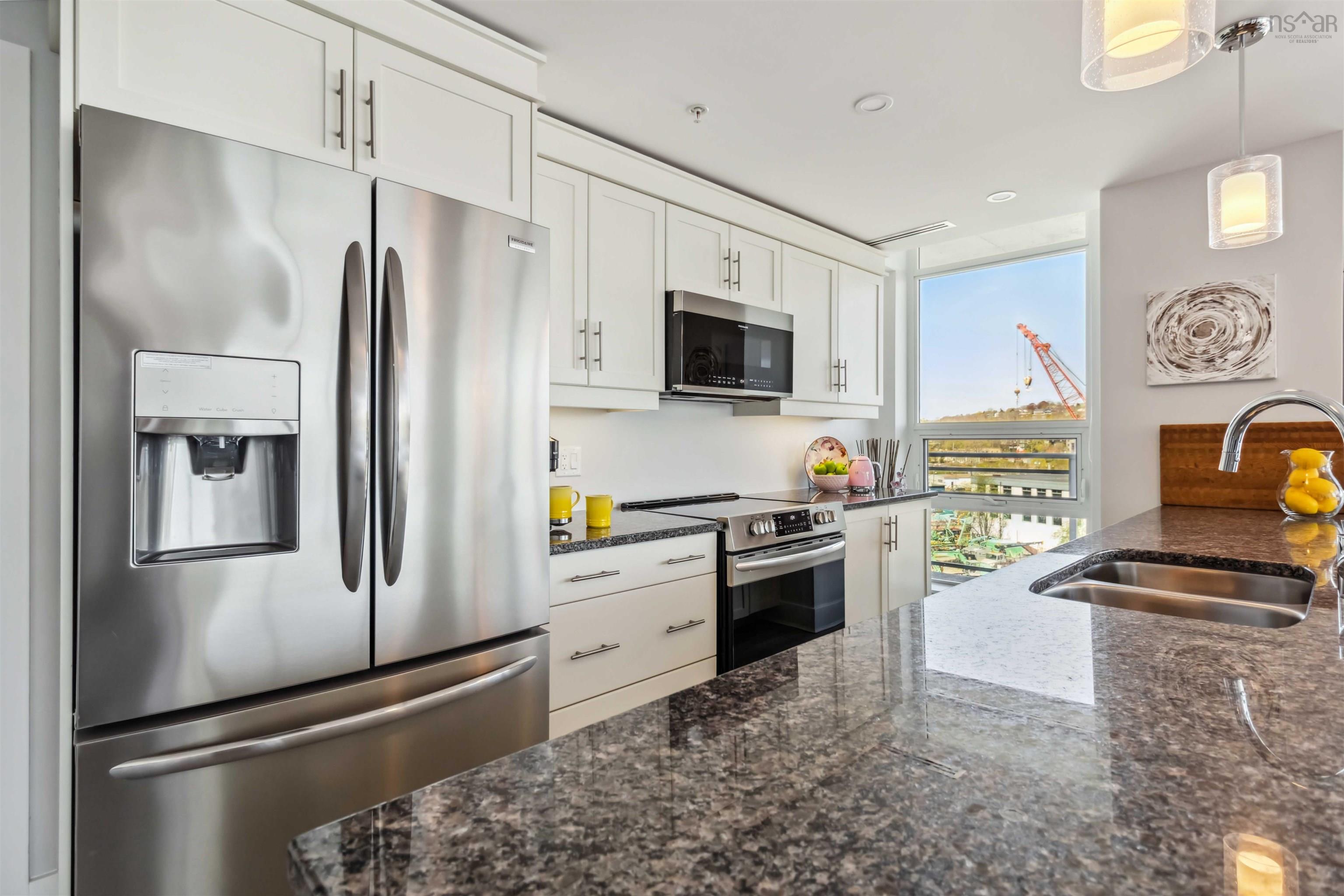 $739,900.00: 502 31 Kings Wharf Place, Dartmouth