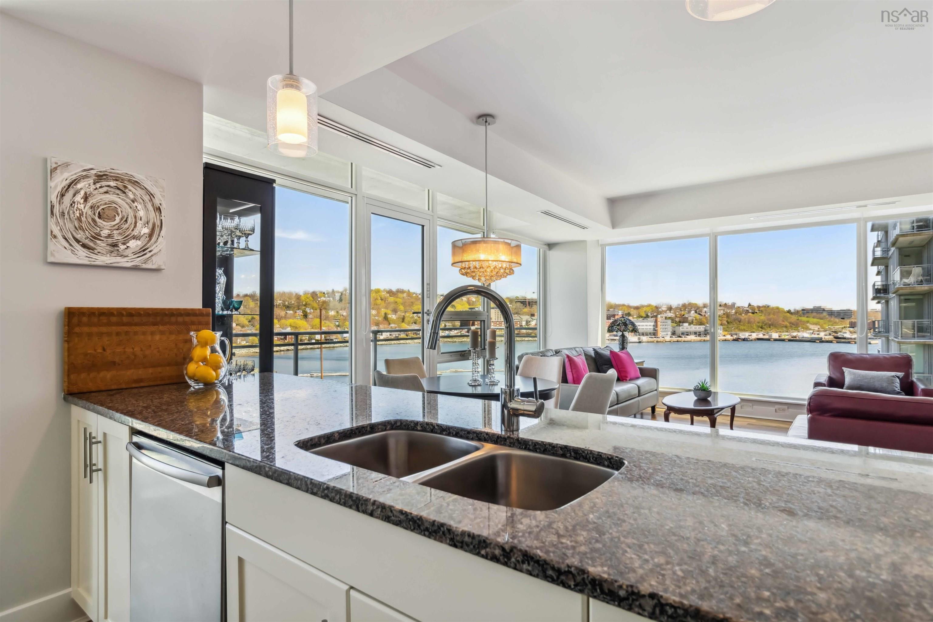 $739,900.00: 502 31 Kings Wharf Place, Dartmouth