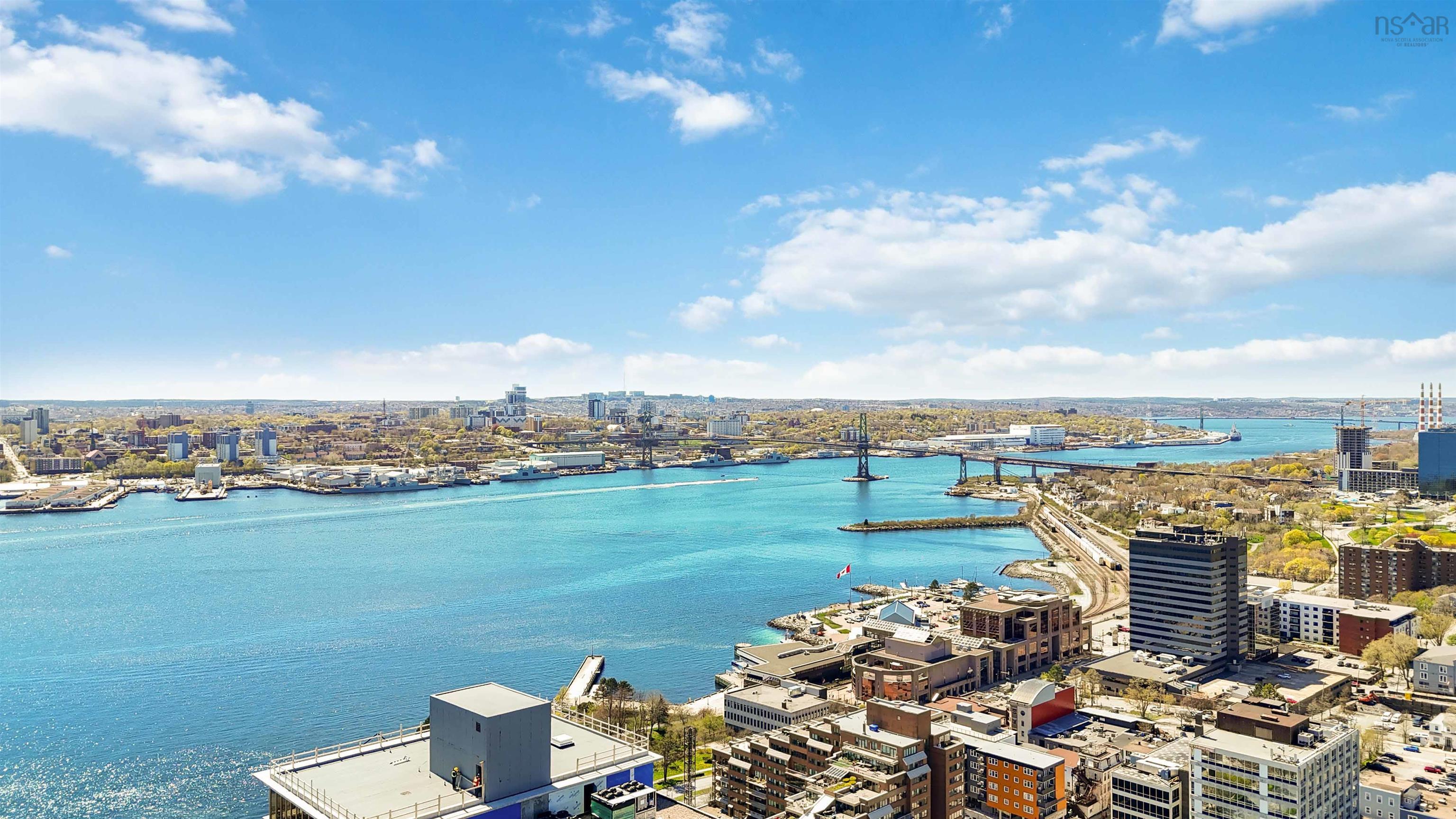 $739,900.00: 502 31 Kings Wharf Place, Dartmouth