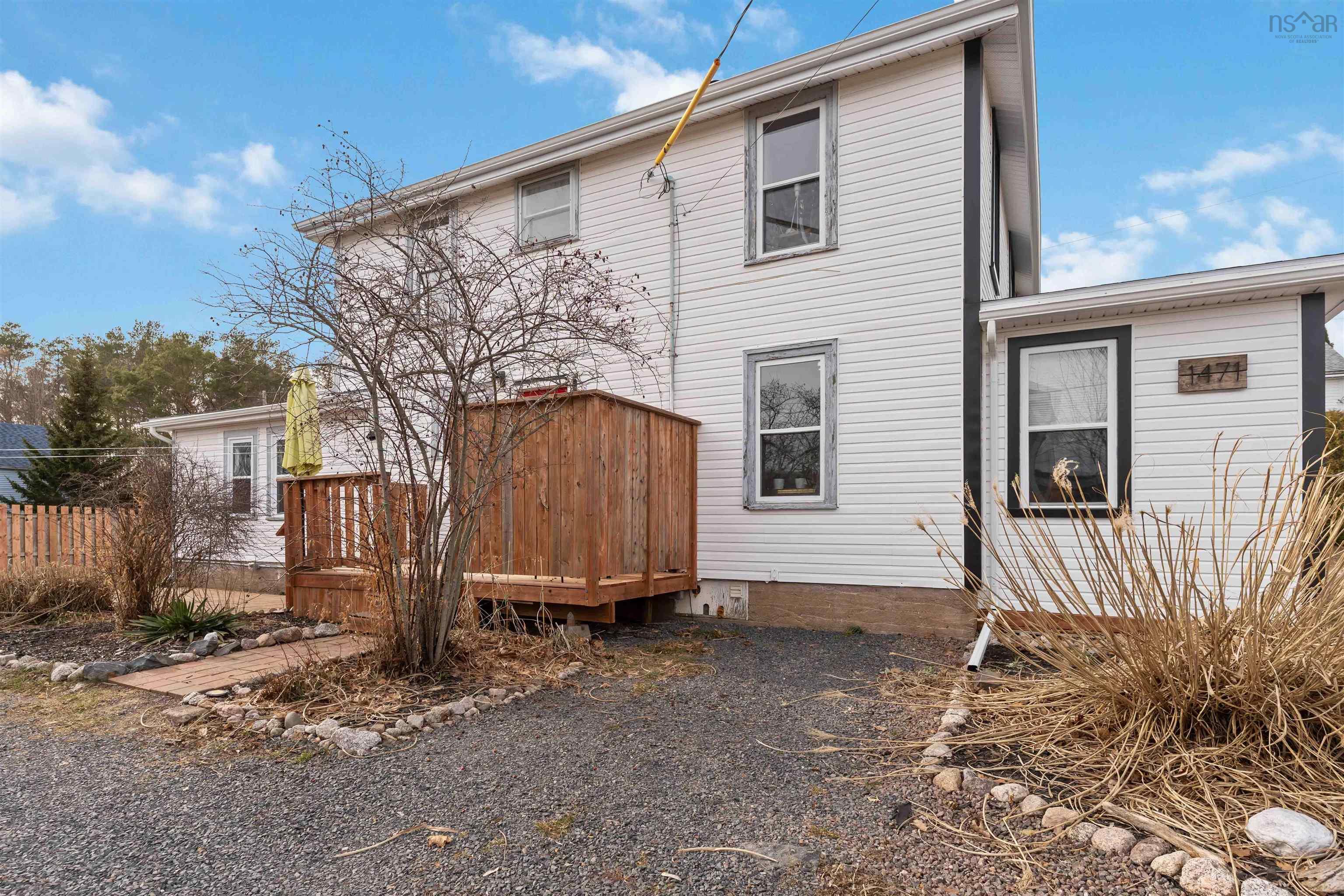 $335,000.00: 1471 Magee Drive, Kingston