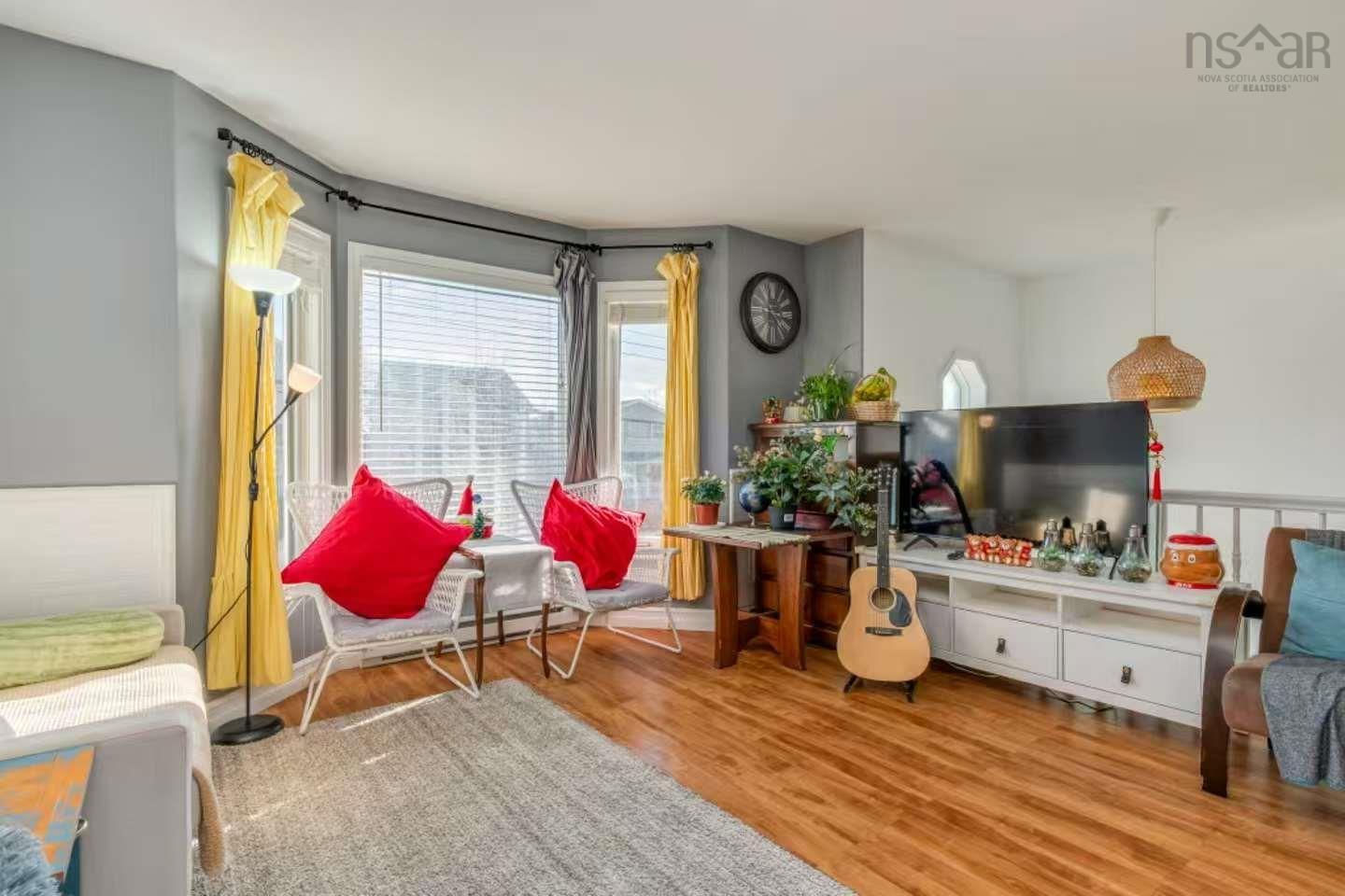 $399,000.00: 239 Charles Road, Timberlea