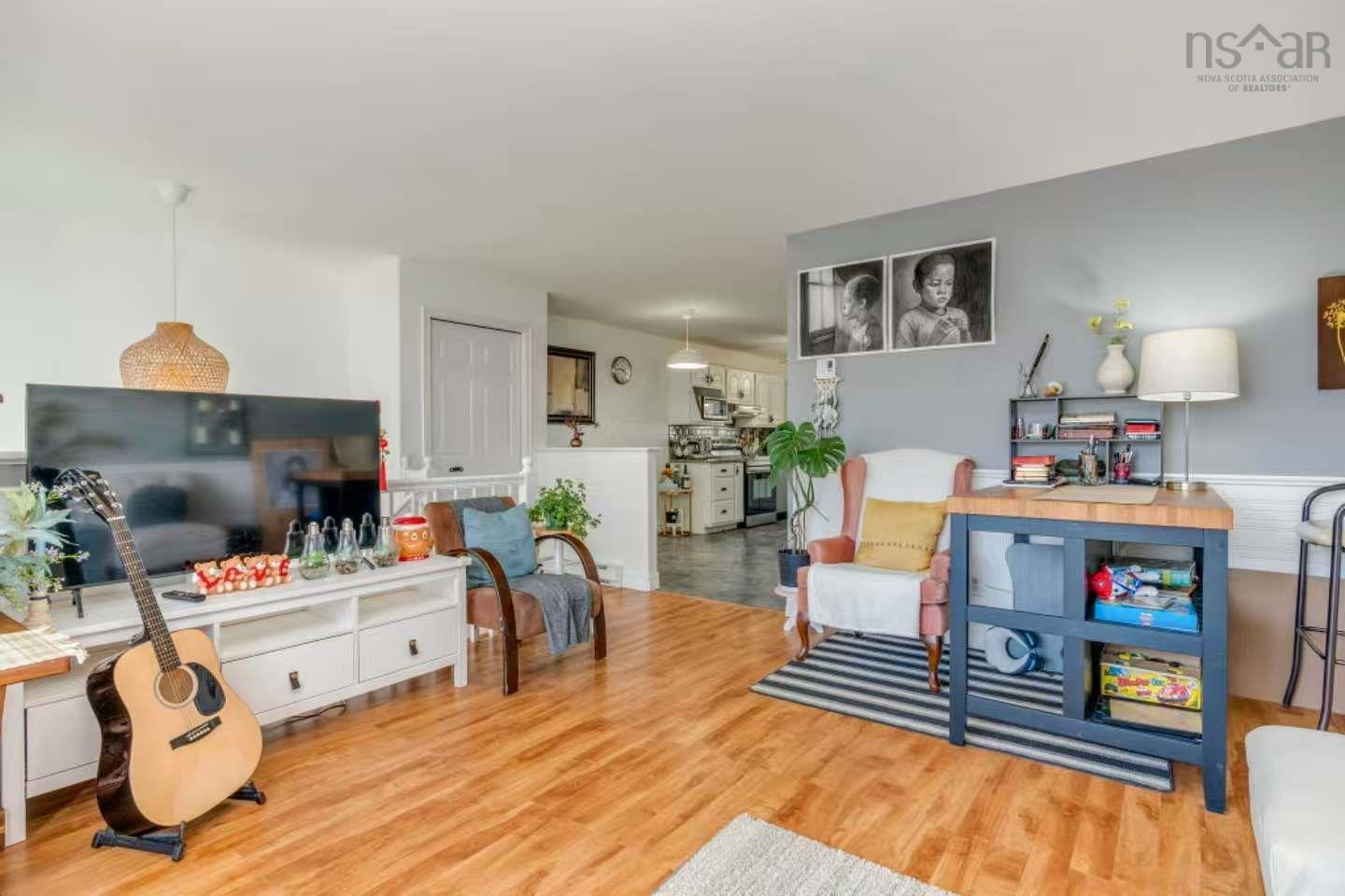 $399,000.00: 239 Charles Road, Timberlea