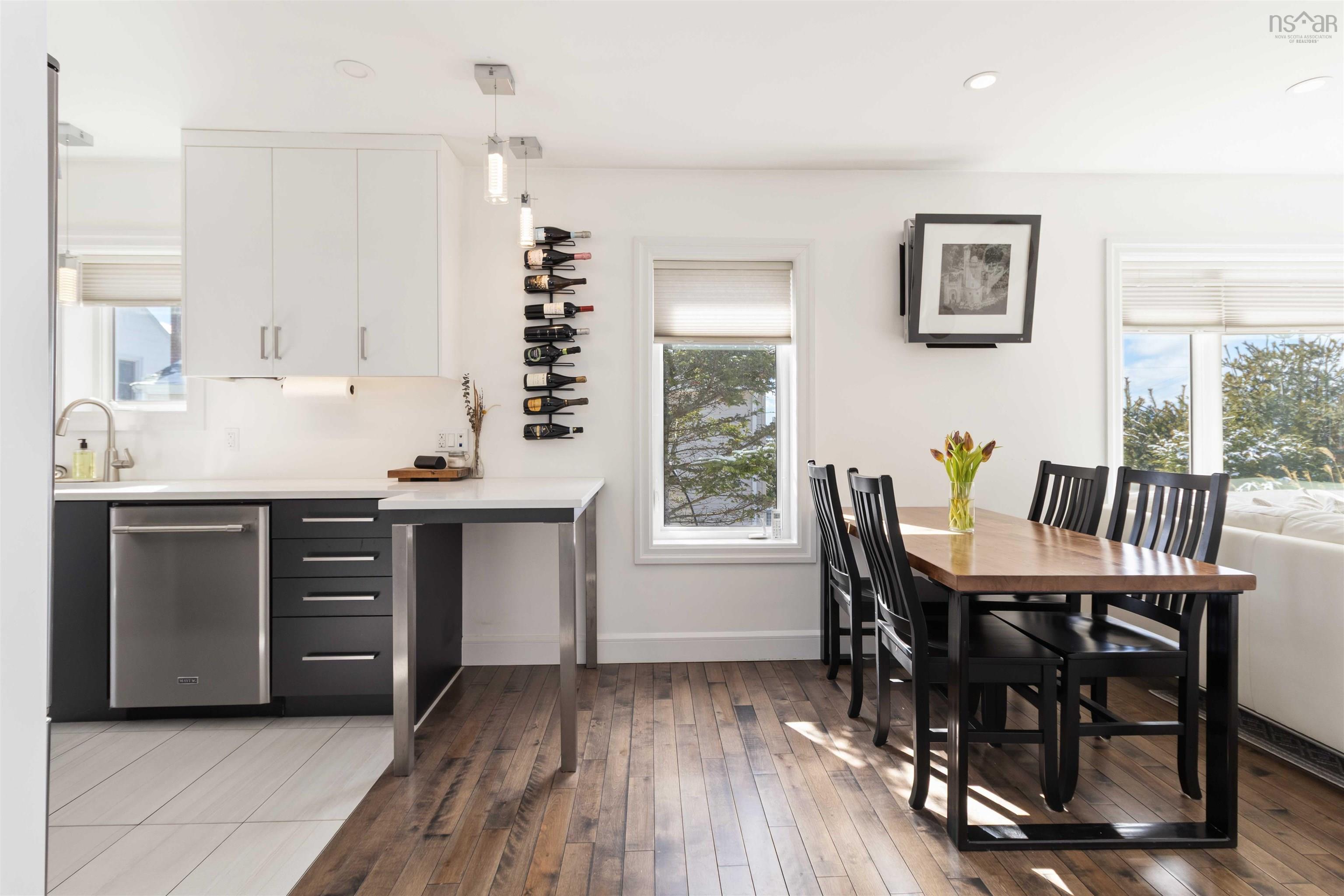 $574,900.00: 9 Tupper Street, Dartmouth