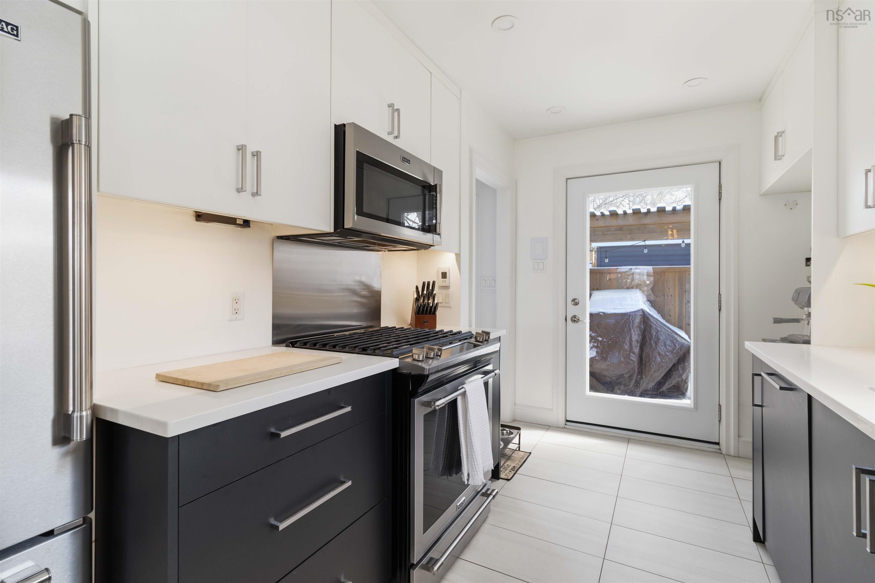 $574,900.00: 9 Tupper Street, Dartmouth