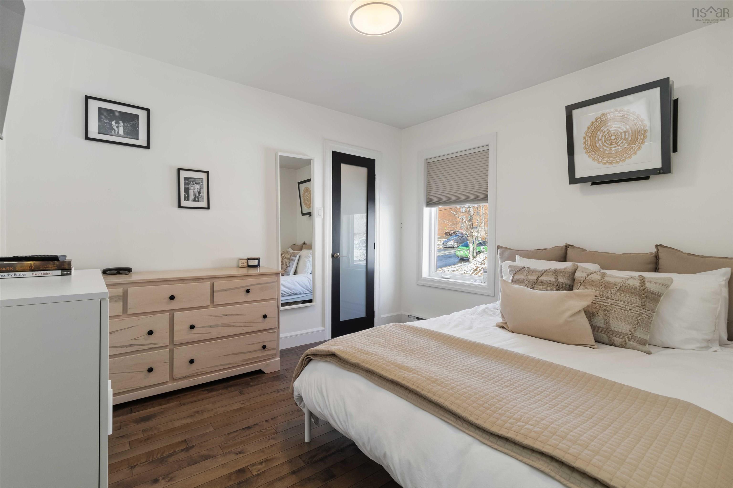 $574,900.00: 9 Tupper Street, Dartmouth