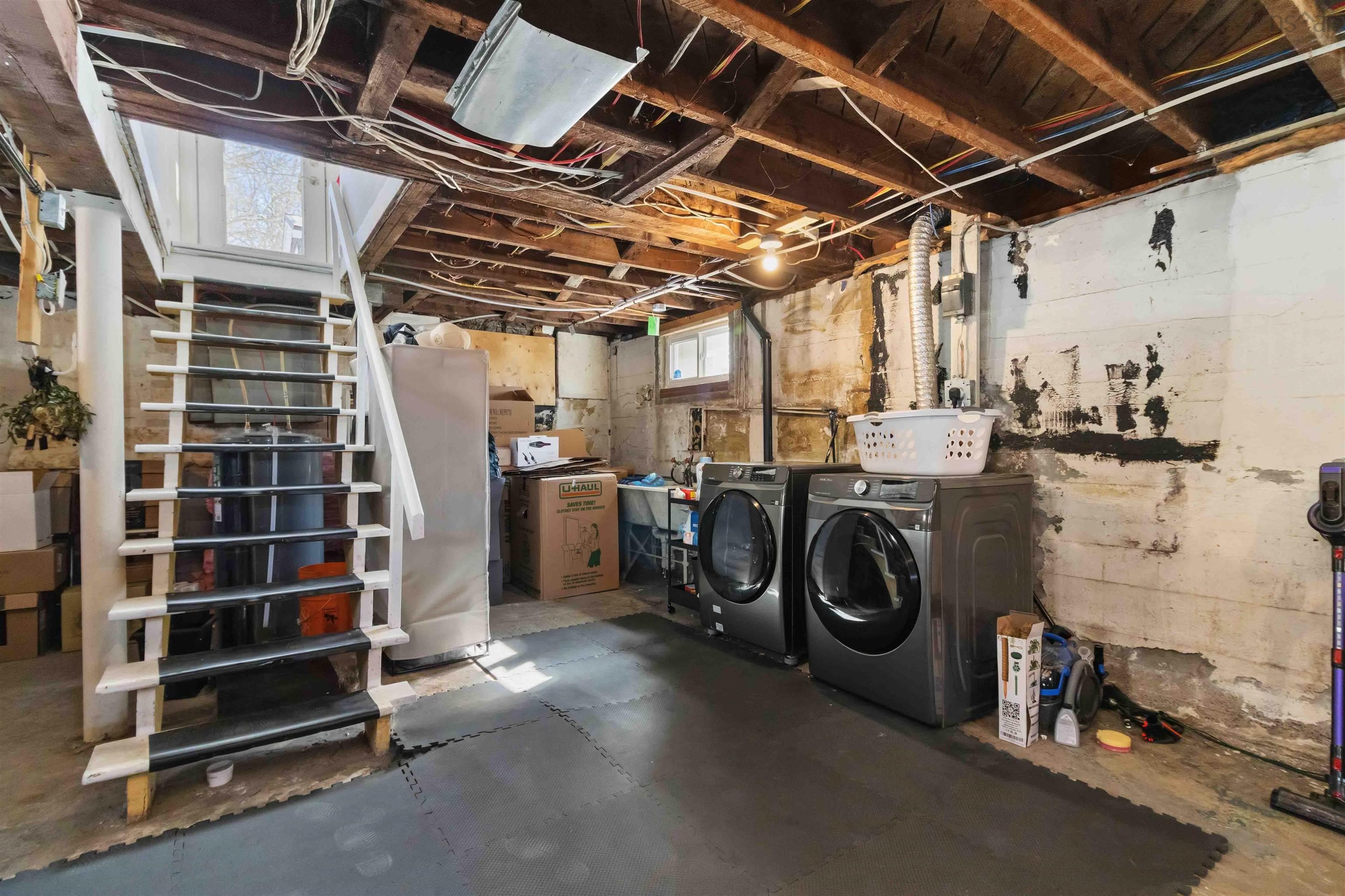 $574,900.00: 9 Tupper Street, Dartmouth