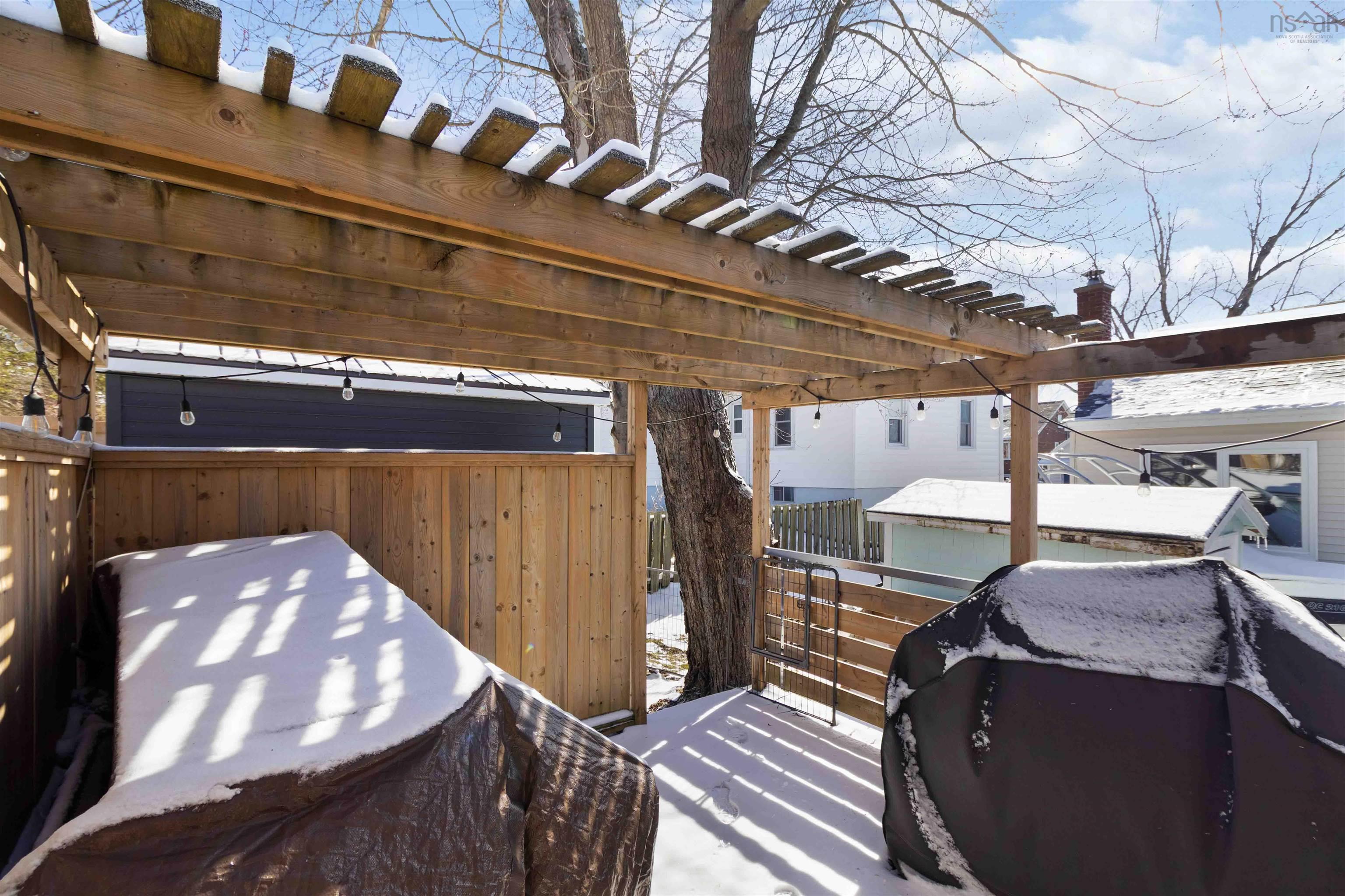 $574,900.00: 9 Tupper Street, Dartmouth