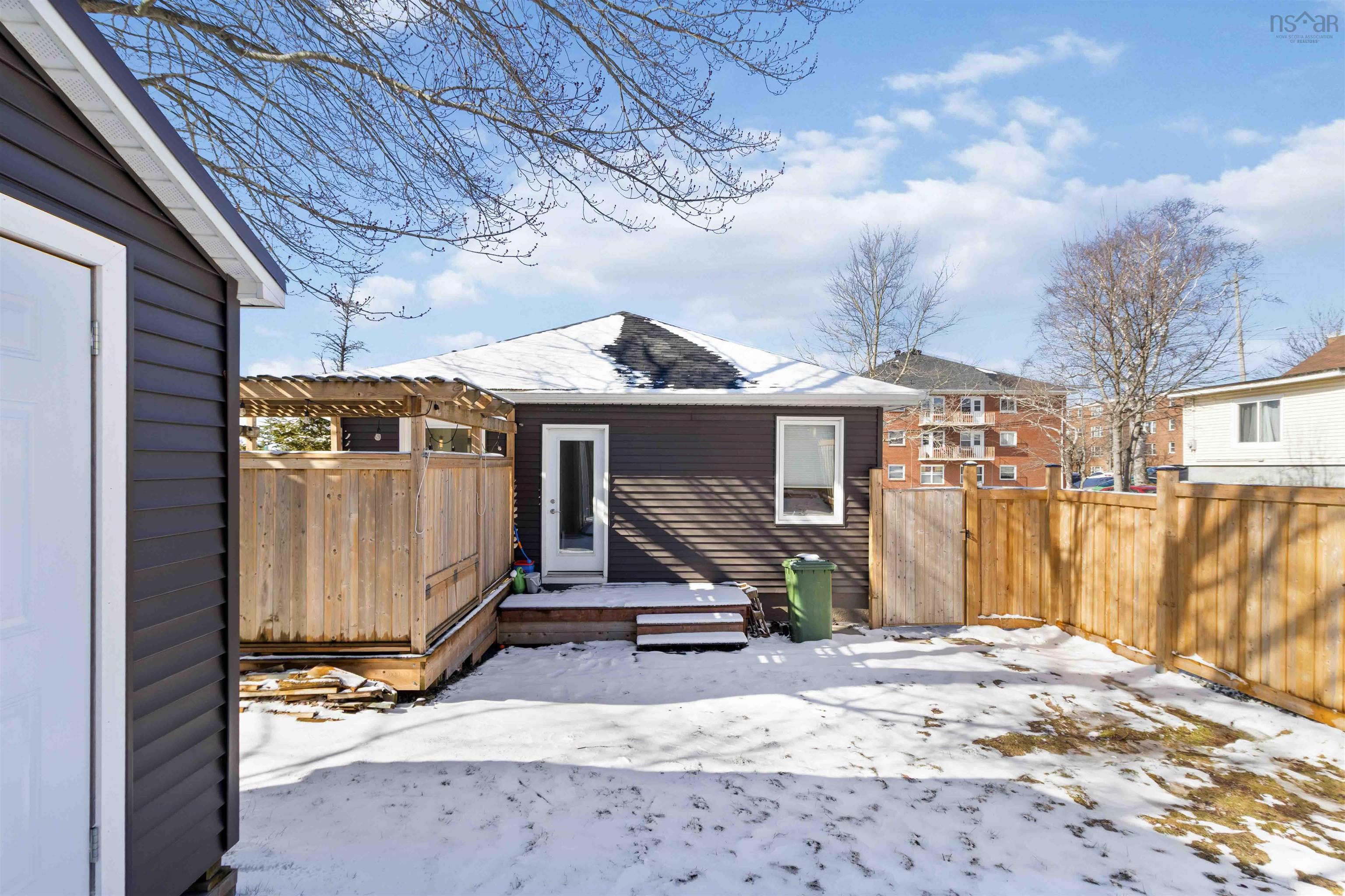 $574,900.00: 9 Tupper Street, Dartmouth