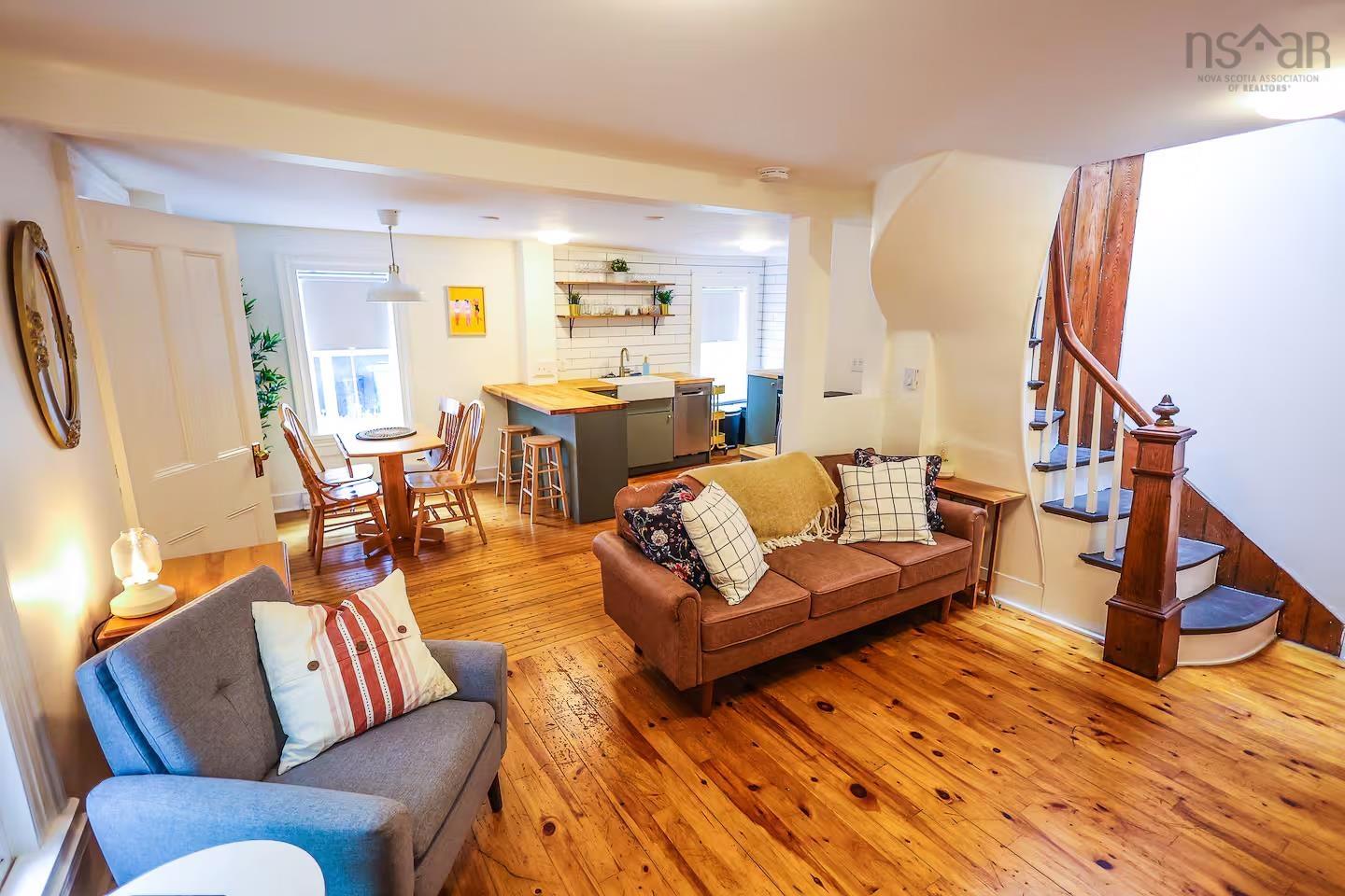 $499,900.00: 9 Prince Street, Lunenburg