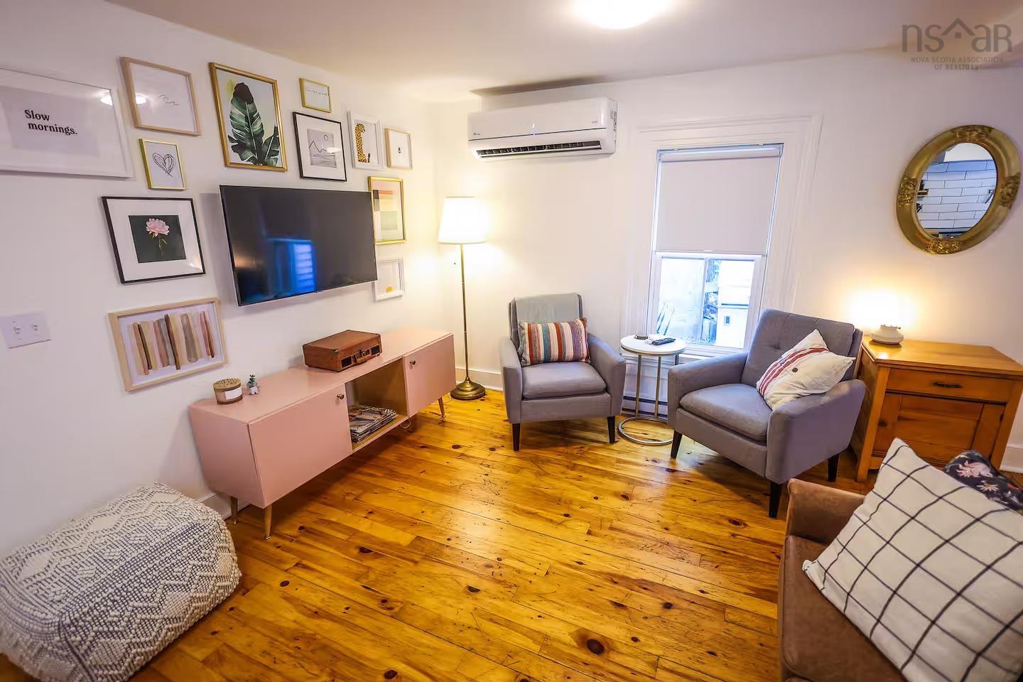 $499,900.00: 9 Prince Street, Lunenburg