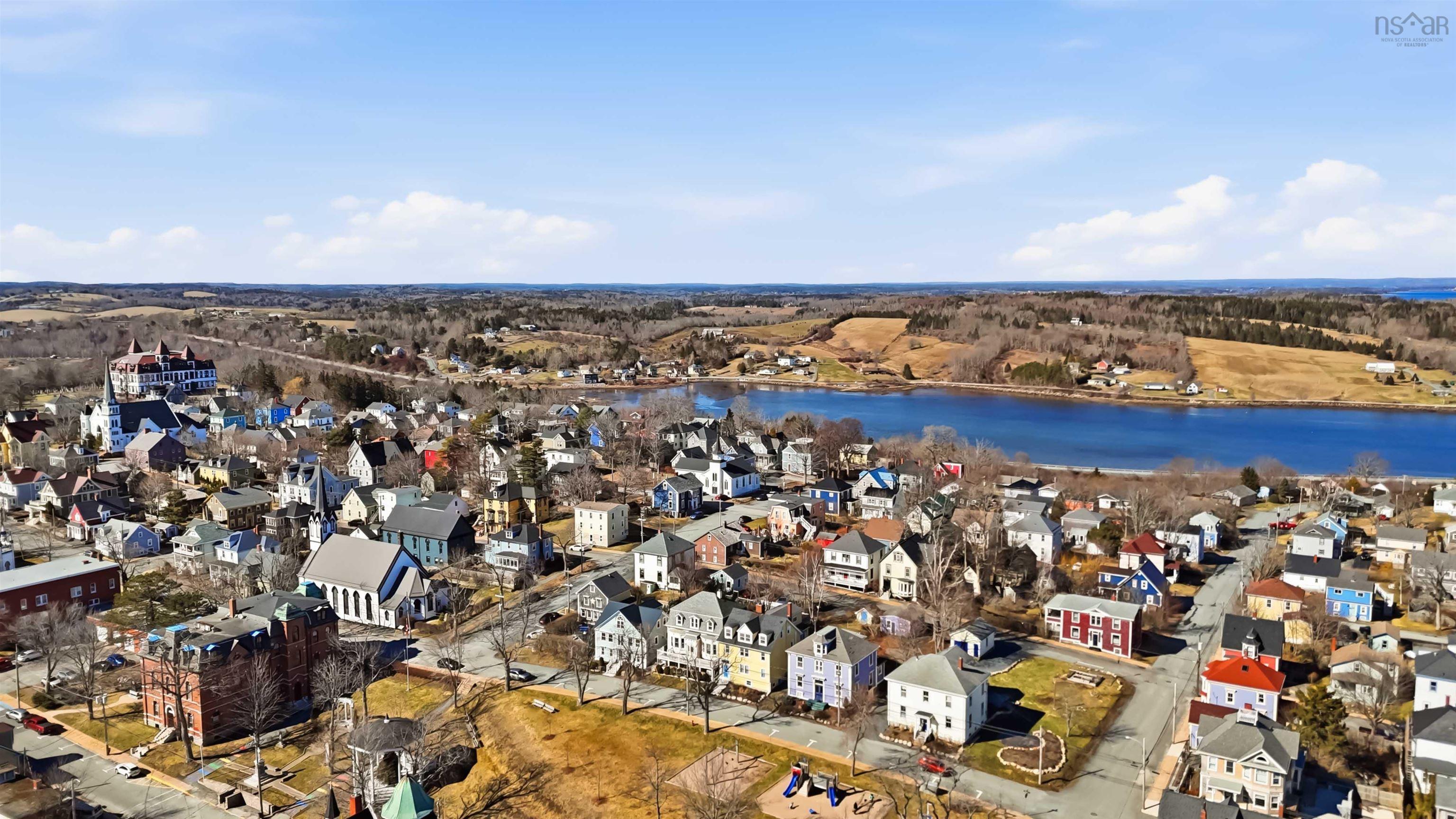 $499,900.00: 9 Prince Street, Lunenburg
