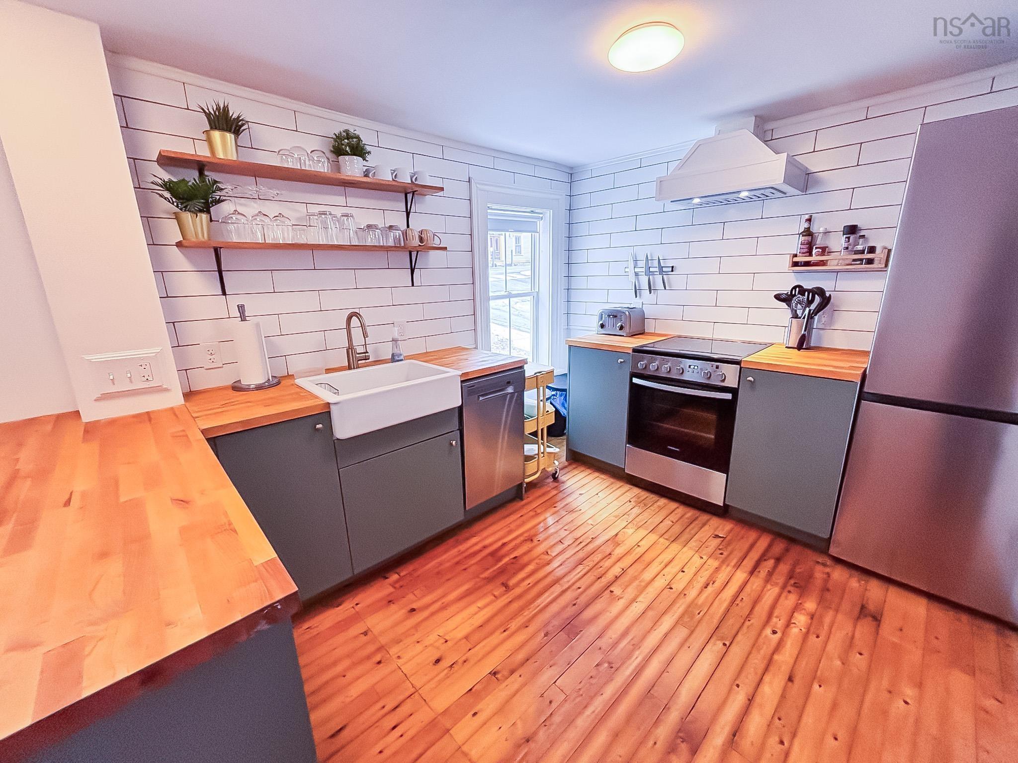 $499,900.00: 9 Prince Street, Lunenburg