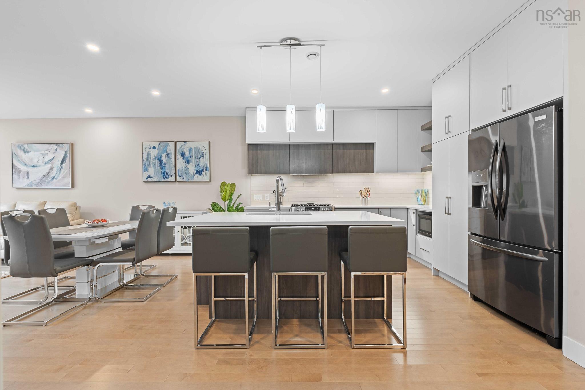 $849,900.00: 14 Helen Creighton Court, Bedford