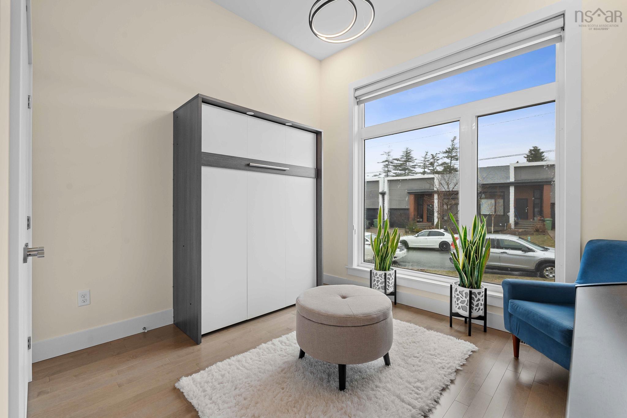 $849,900.00: 14 Helen Creighton Court, Bedford