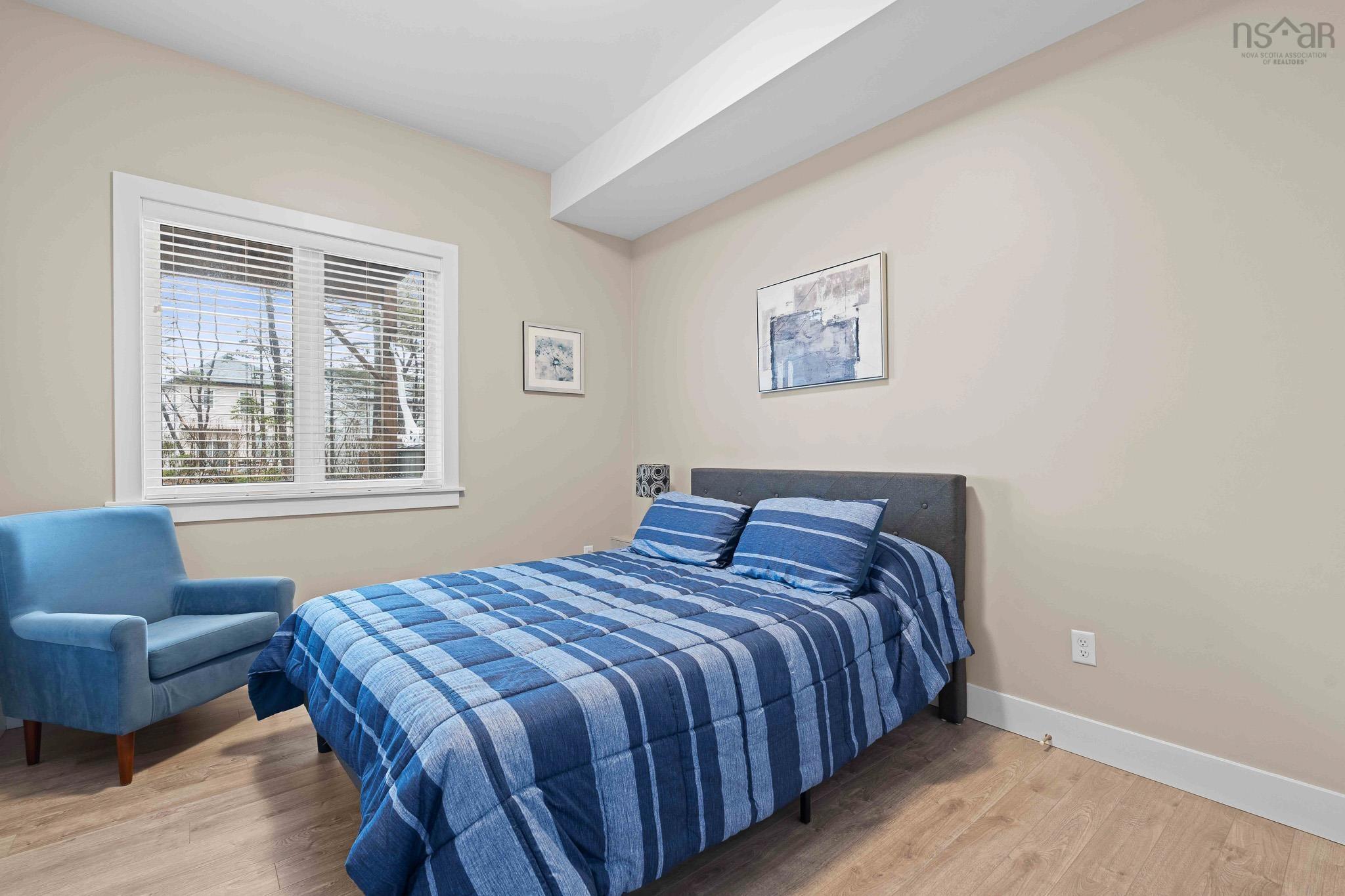 $849,900.00: 14 Helen Creighton Court, Bedford