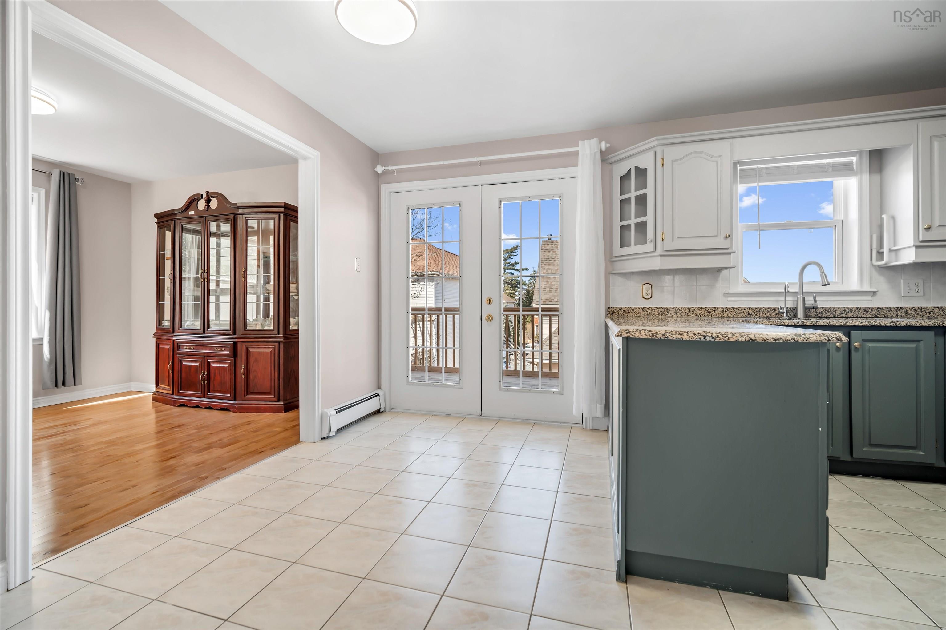 $670,000.00: 6 Binnacle Court, Bedford