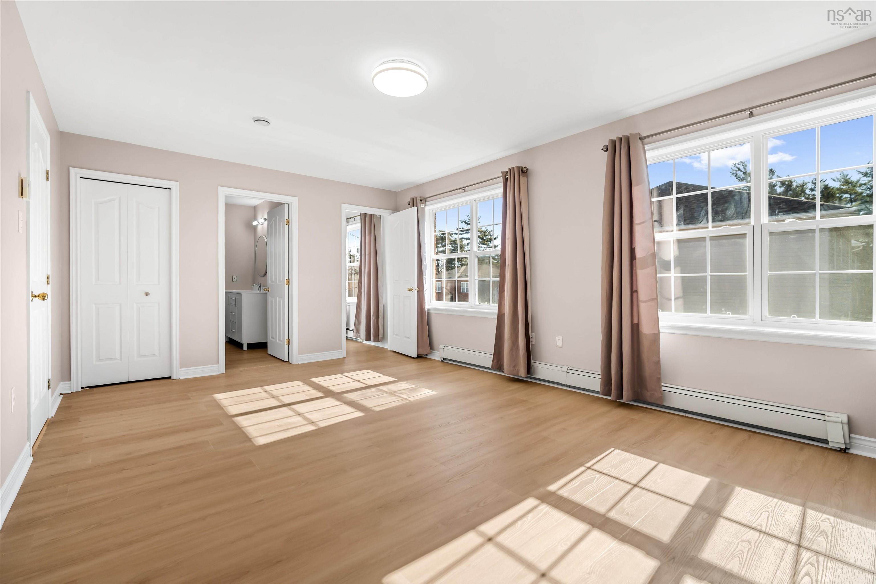 $670,000.00: 6 Binnacle Court, Bedford