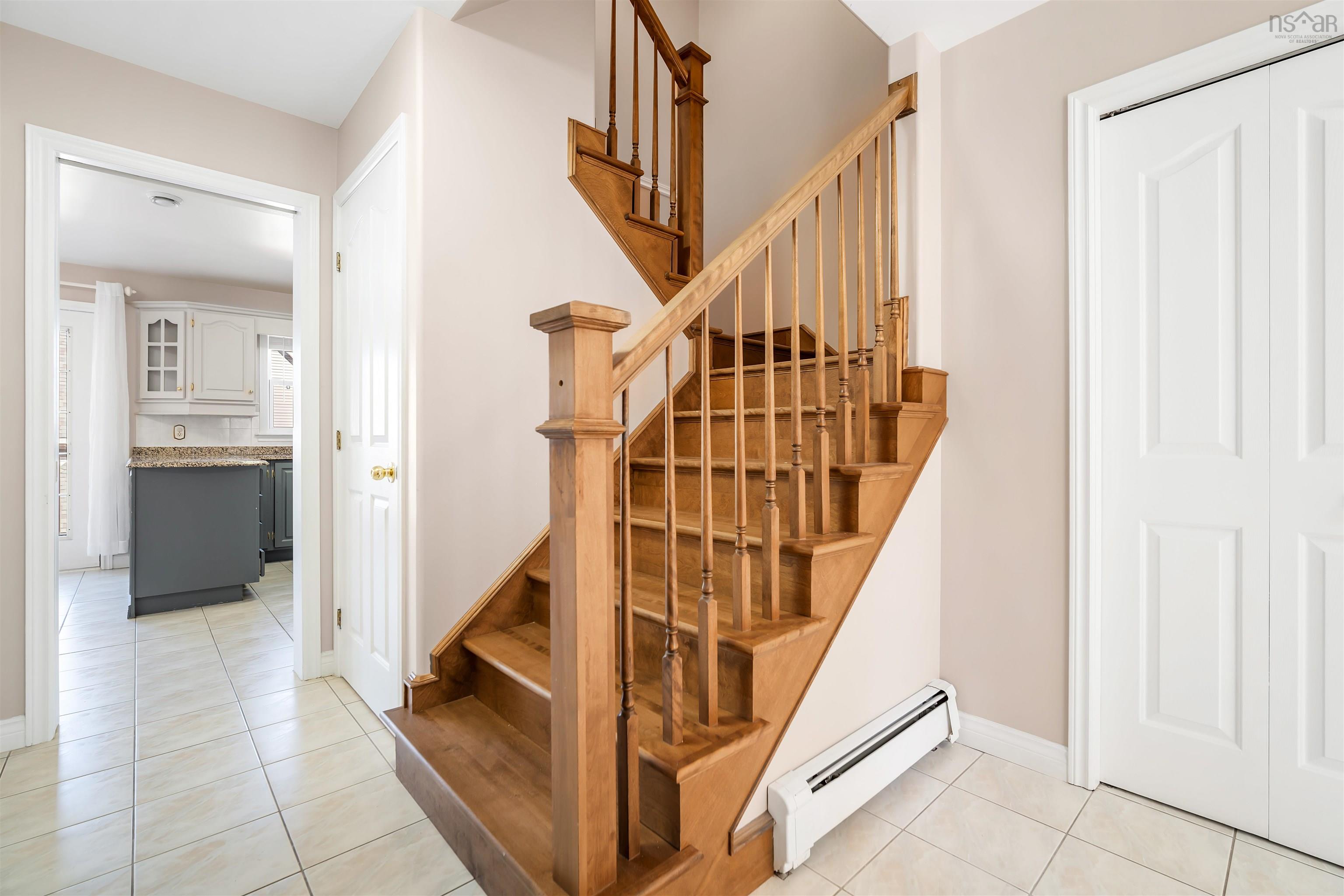 $670,000.00: 6 Binnacle Court, Bedford