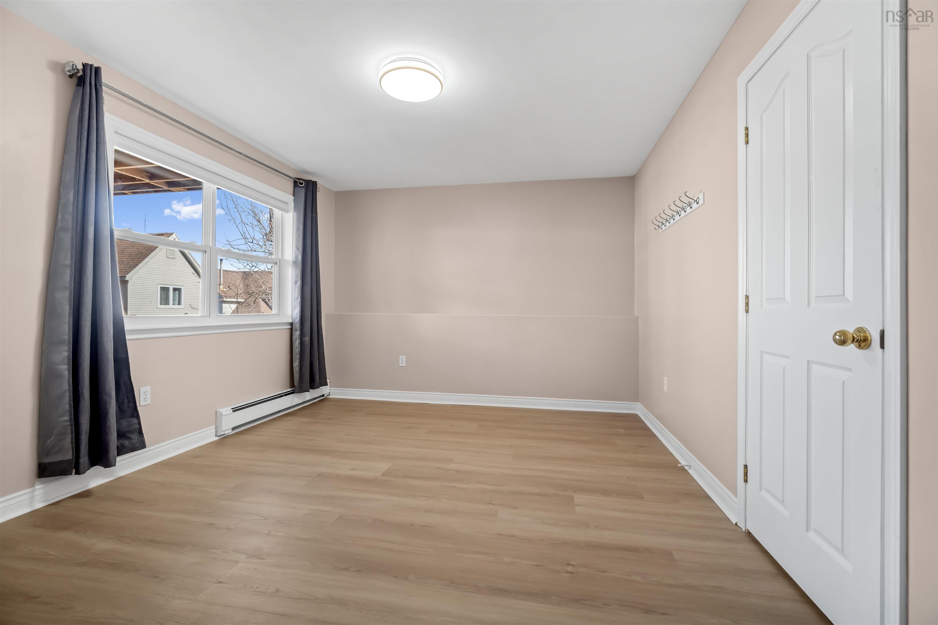 $670,000.00: 6 Binnacle Court, Bedford