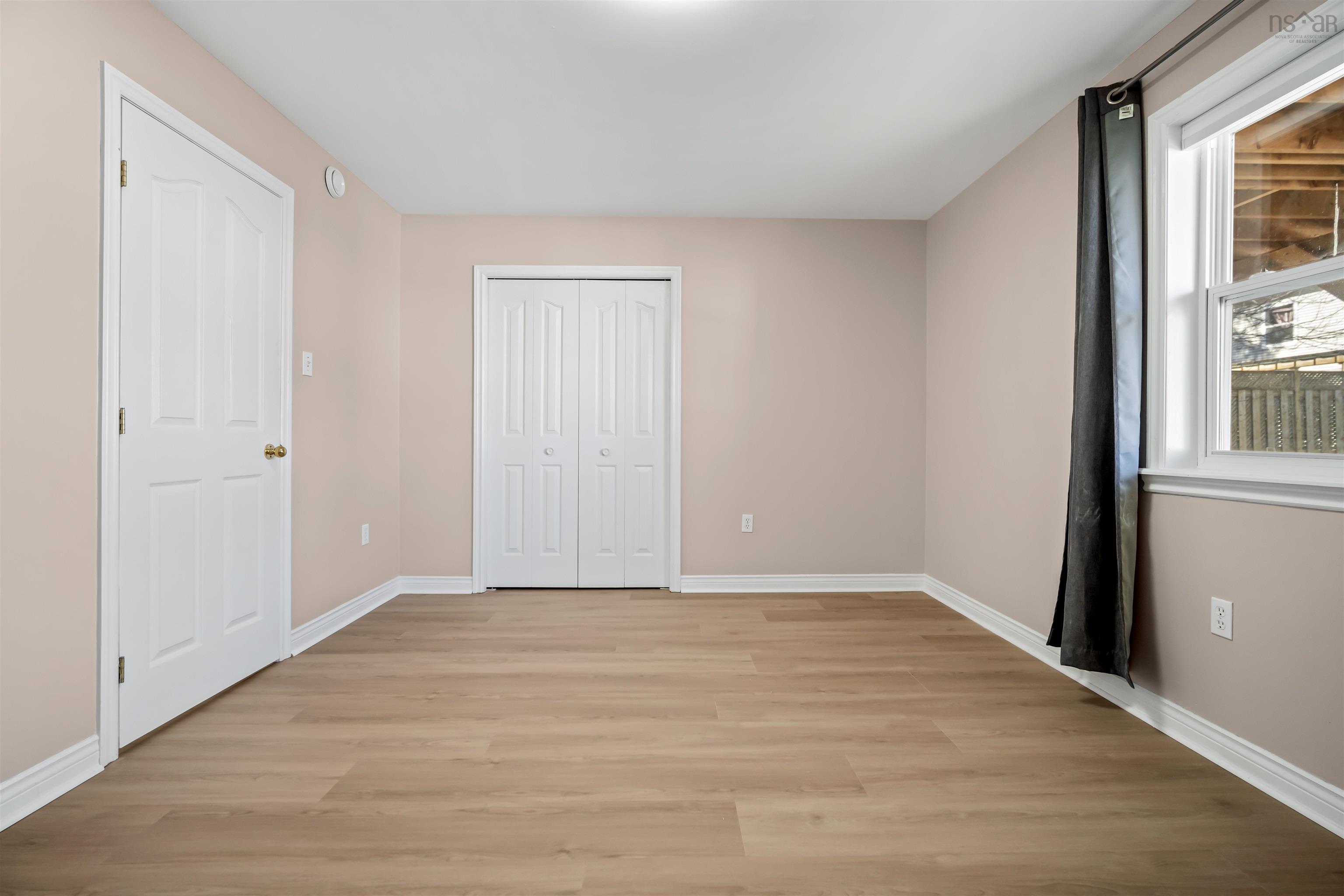 $670,000.00: 6 Binnacle Court, Bedford