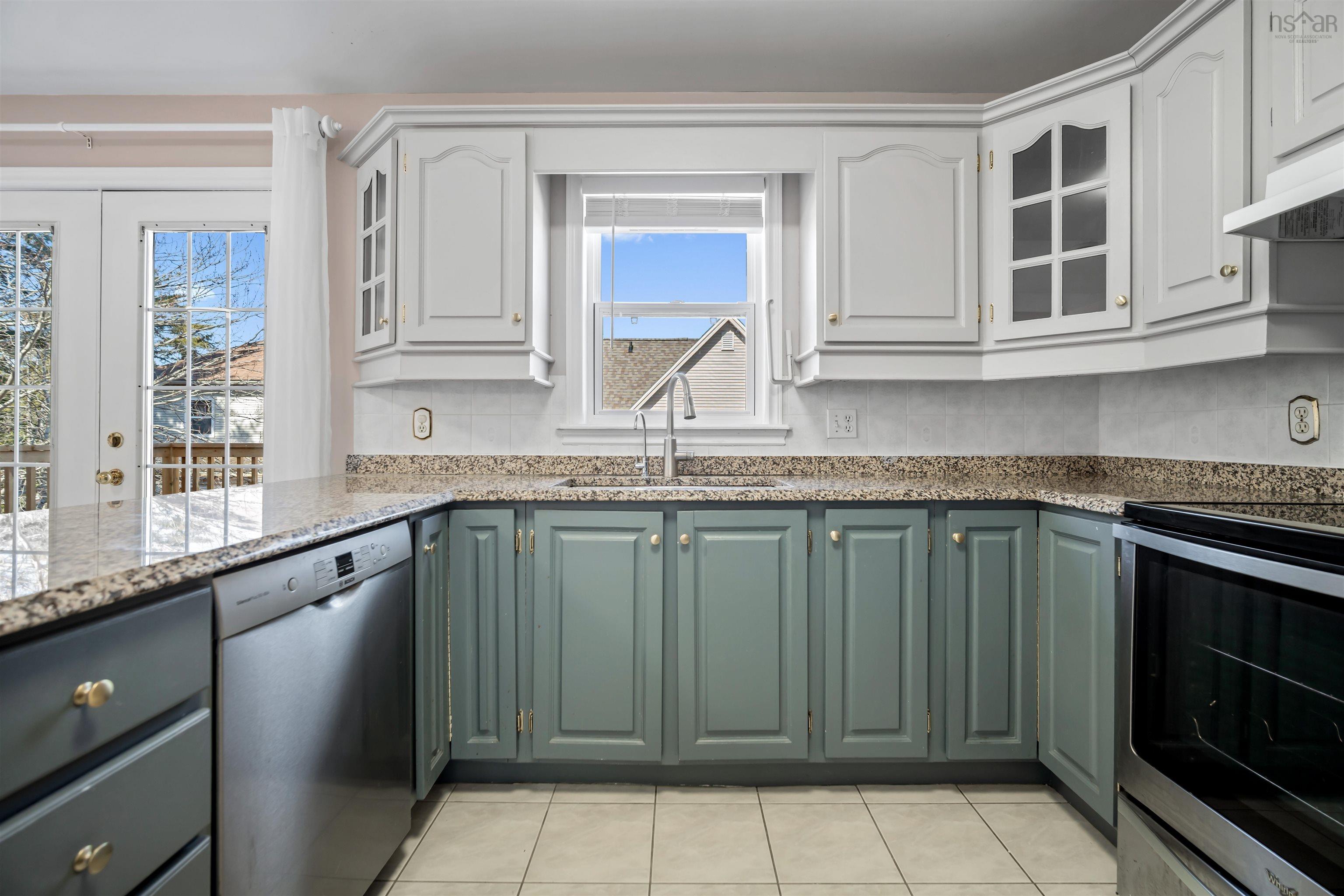 $670,000.00: 6 Binnacle Court, Bedford