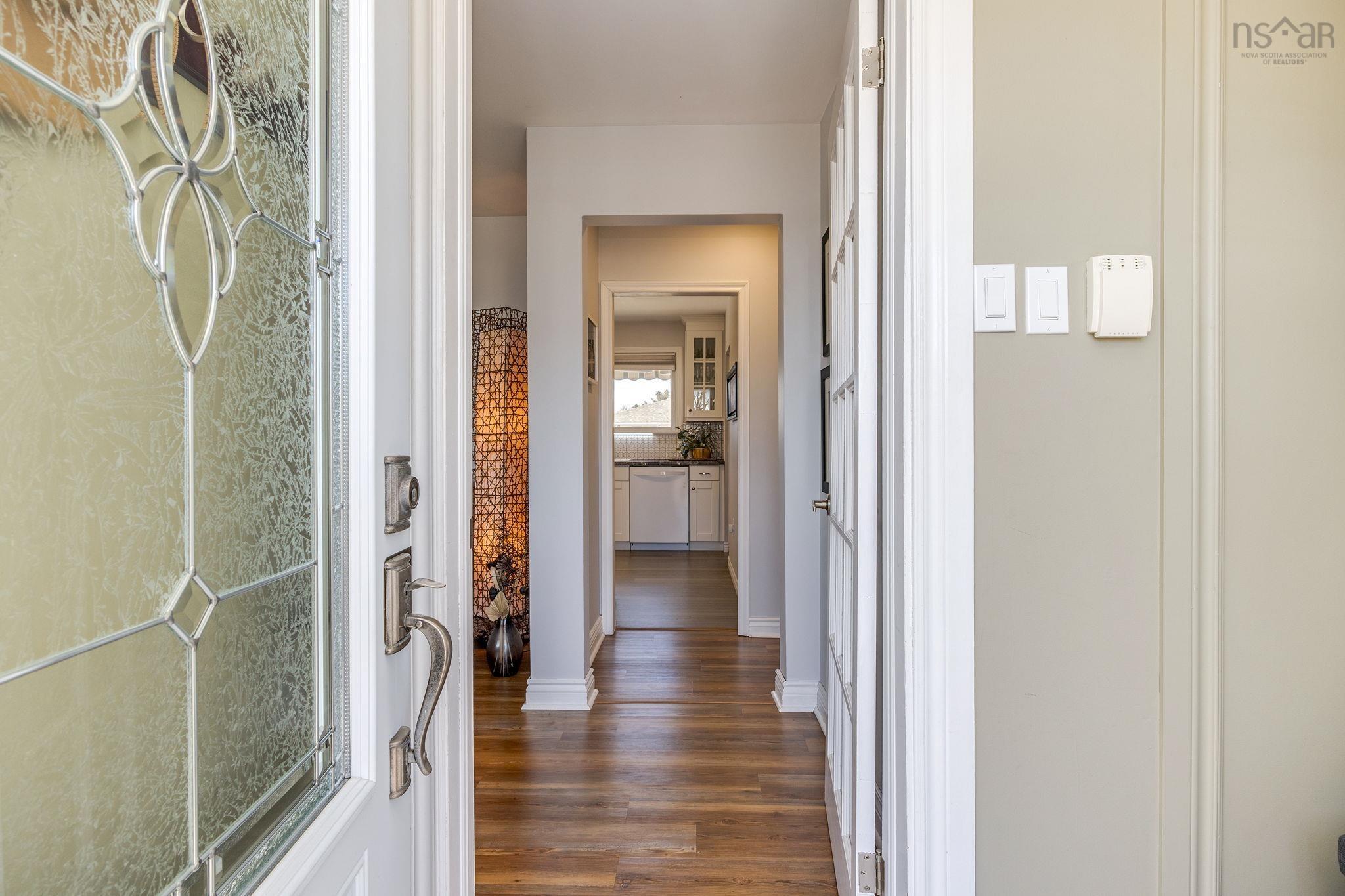 $539,900.00: 56 Ellenvale Avenue, Dartmouth