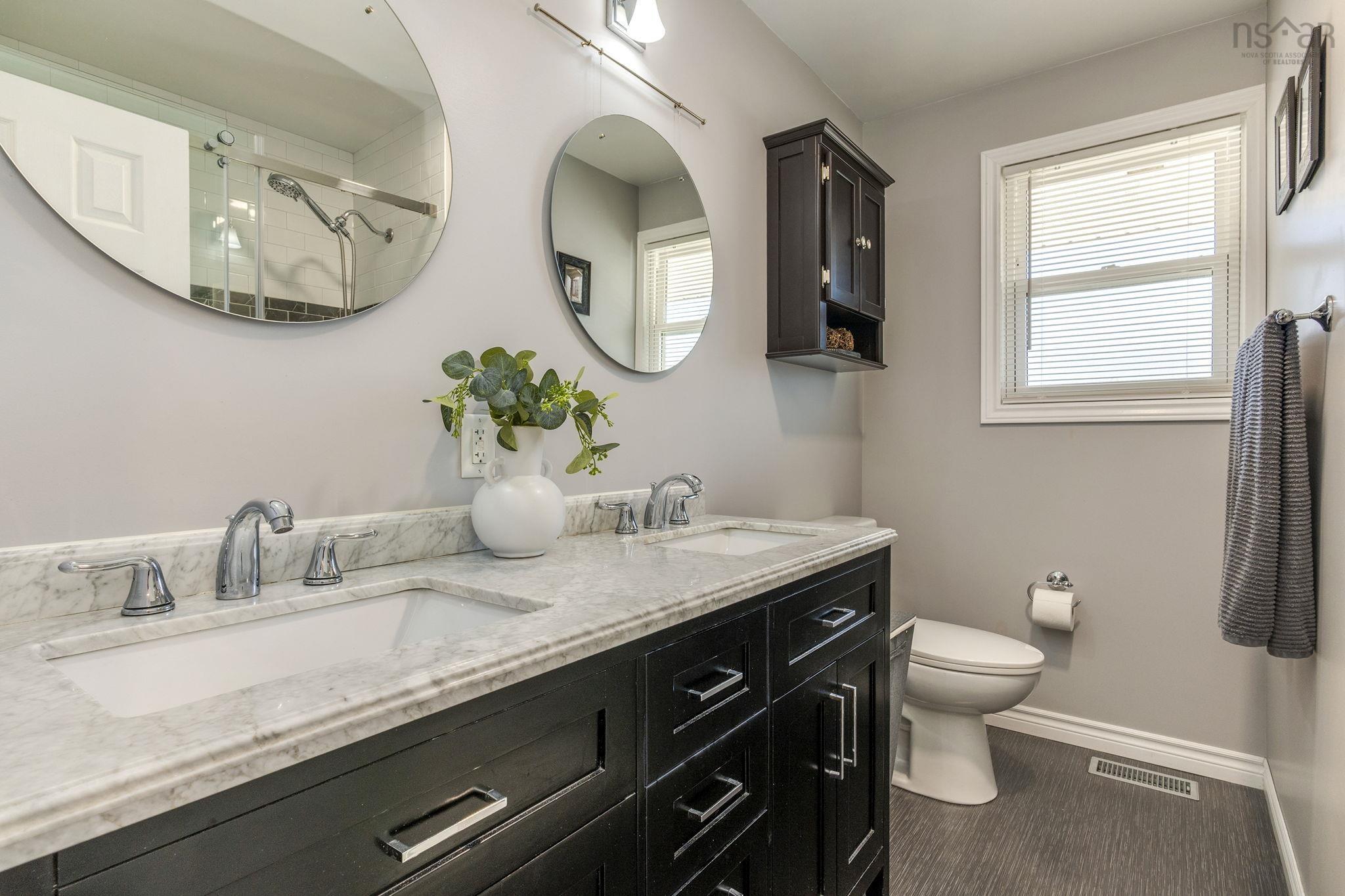 $539,900.00: 56 Ellenvale Avenue, Dartmouth