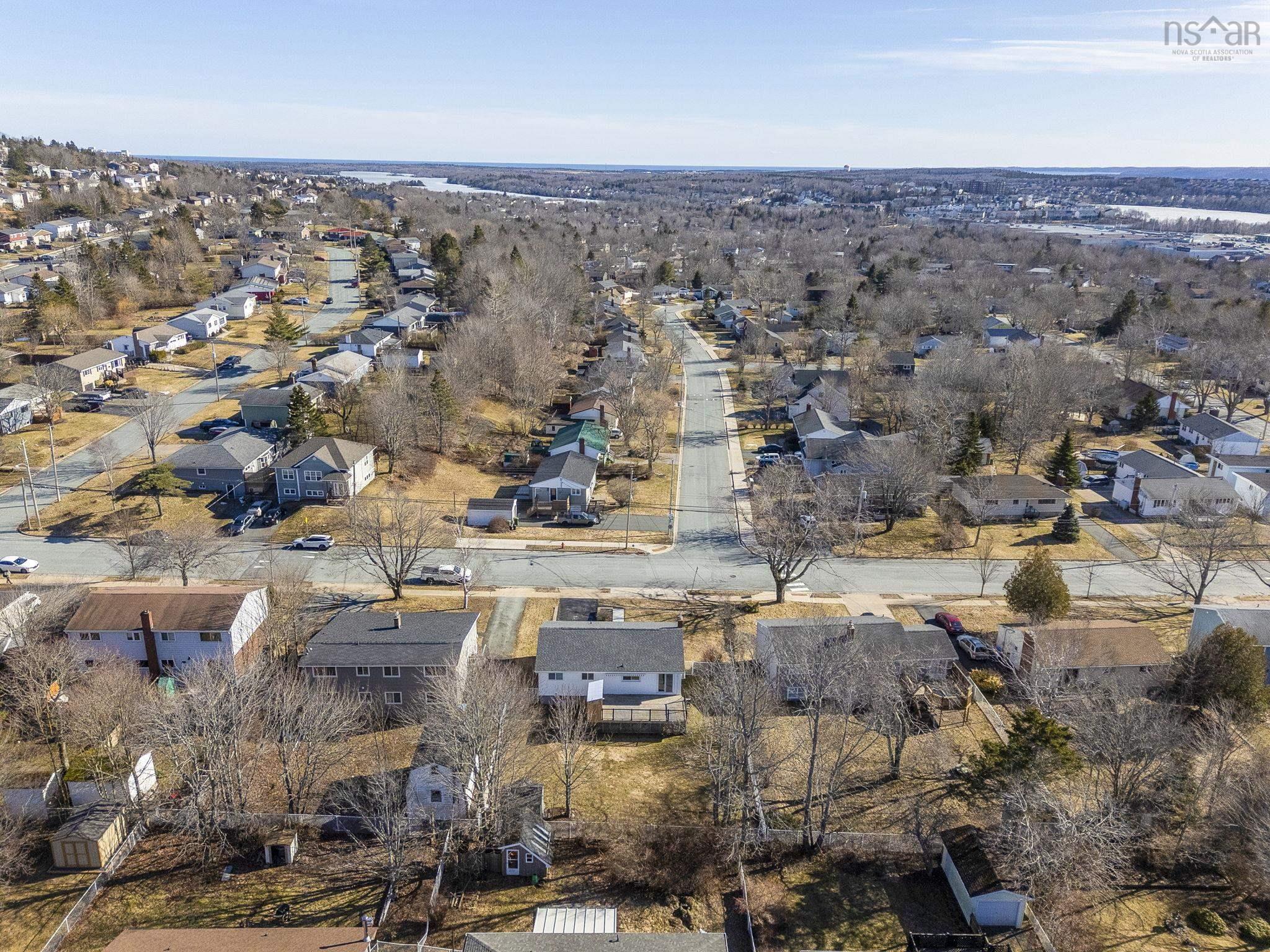 $539,900.00: 56 Ellenvale Avenue, Dartmouth