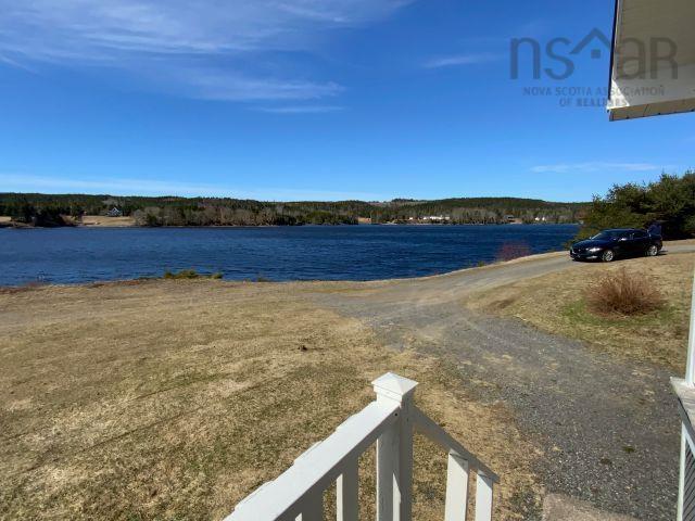 $229,900.00: 1225 New Harbour-Lundy Road, New Harbour