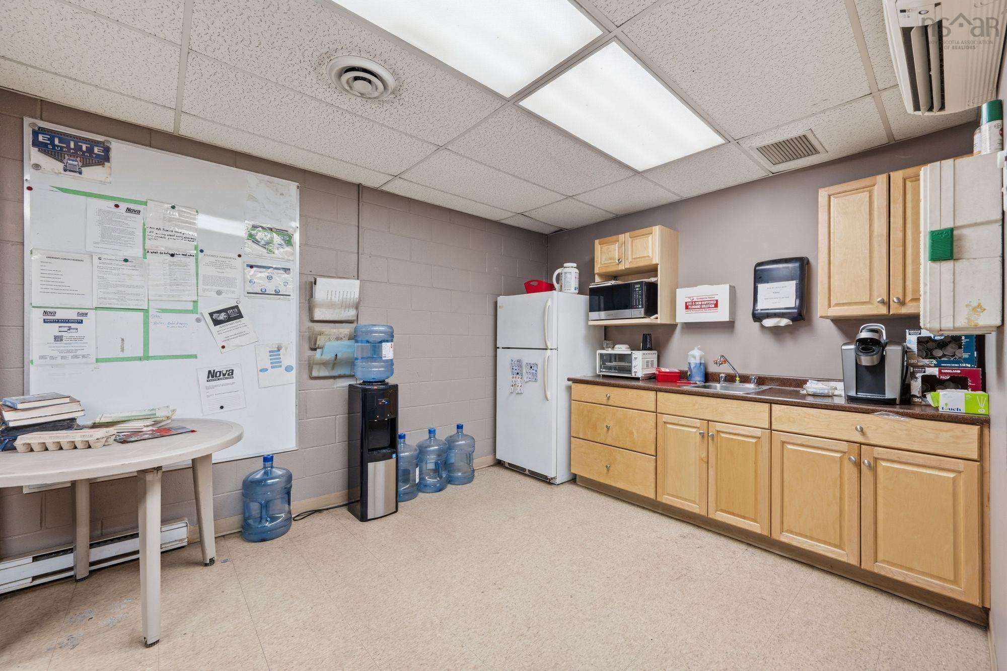 $2,200,000.00: 1027 Barker Lane, Westville