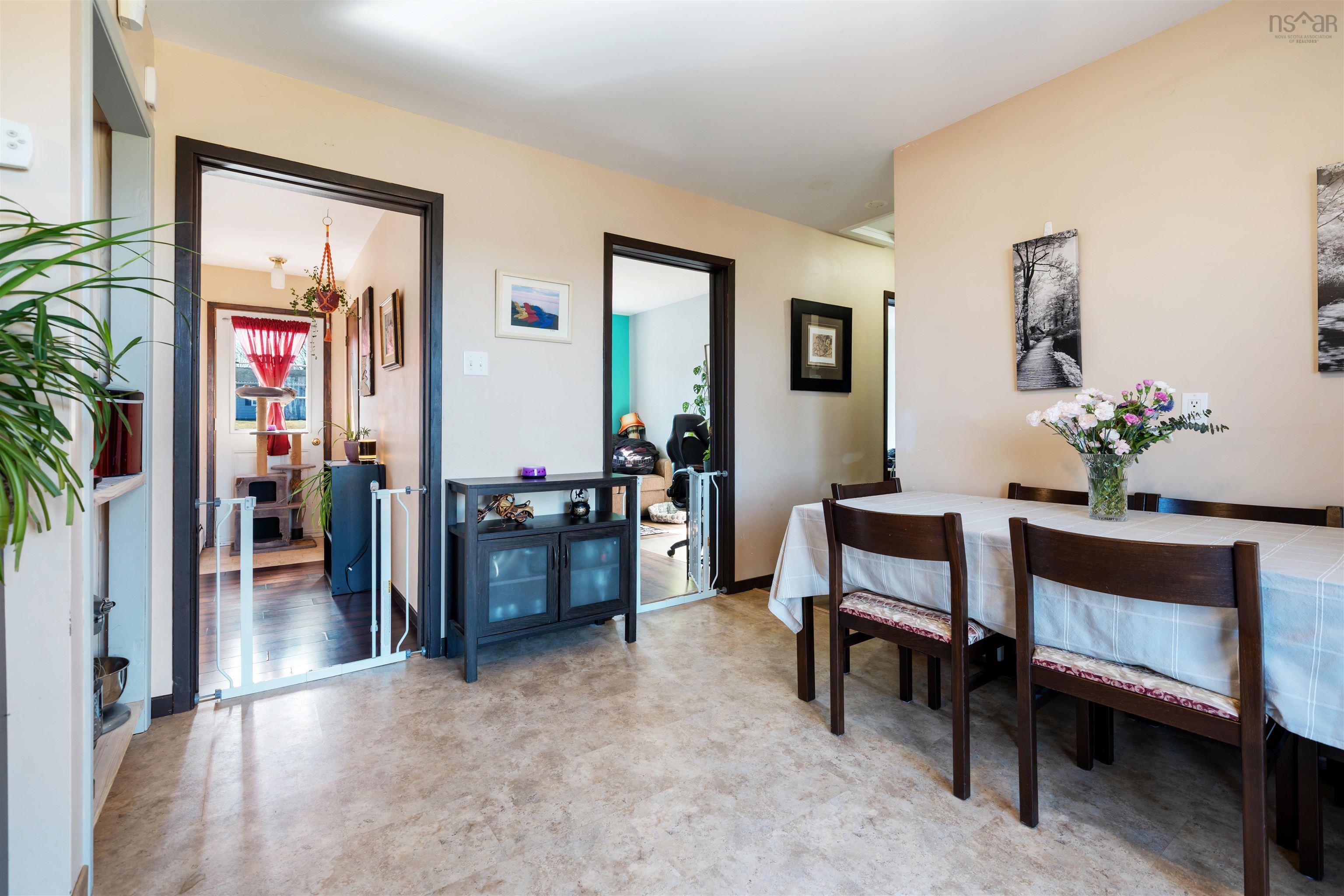 $369,900.00: 20 MONTERY Drive, Salmon River