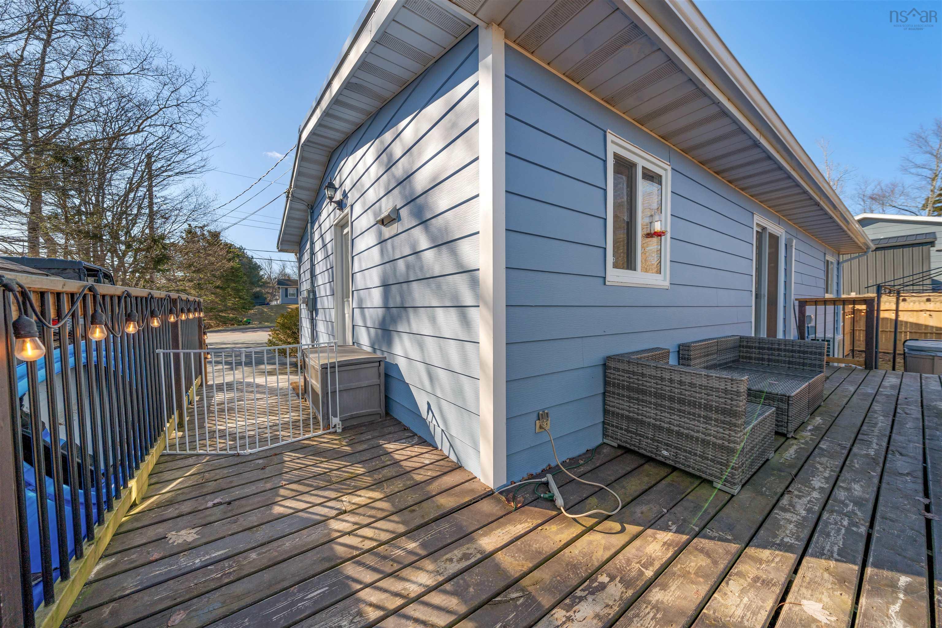 $369,900.00: 20 MONTERY Drive, Salmon River