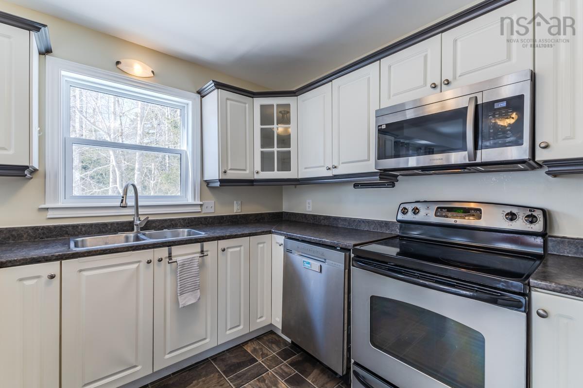 $559,000.00: 259 LAKECREST Drive, Mount Uniacke