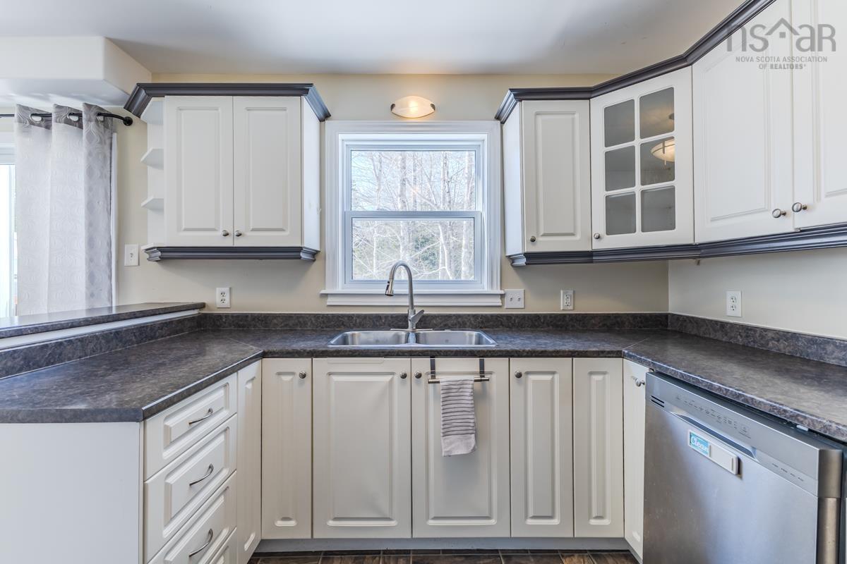 $559,000.00: 259 LAKECREST Drive, Mount Uniacke