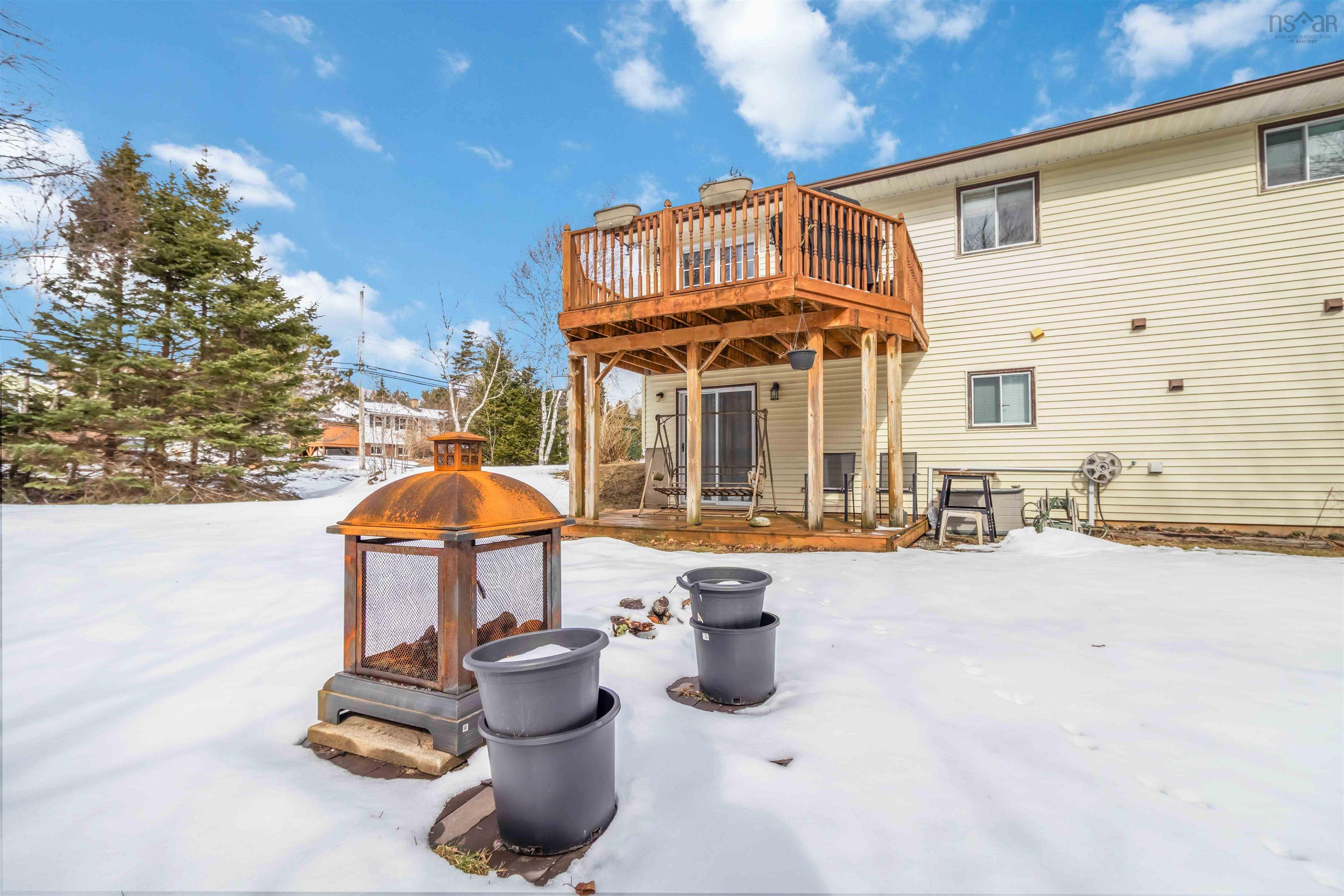 $550,000.00: 110 Hebb Drive, Lawrencetown