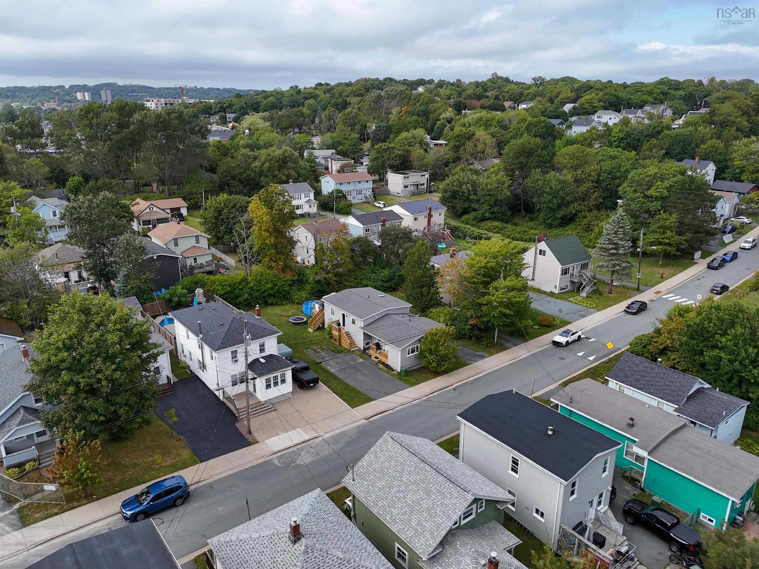 17 Chadwick Street, Dartmouth, NS (MLS® 202605011) | Dartmouth Real Estate | RE/MAX Halifax